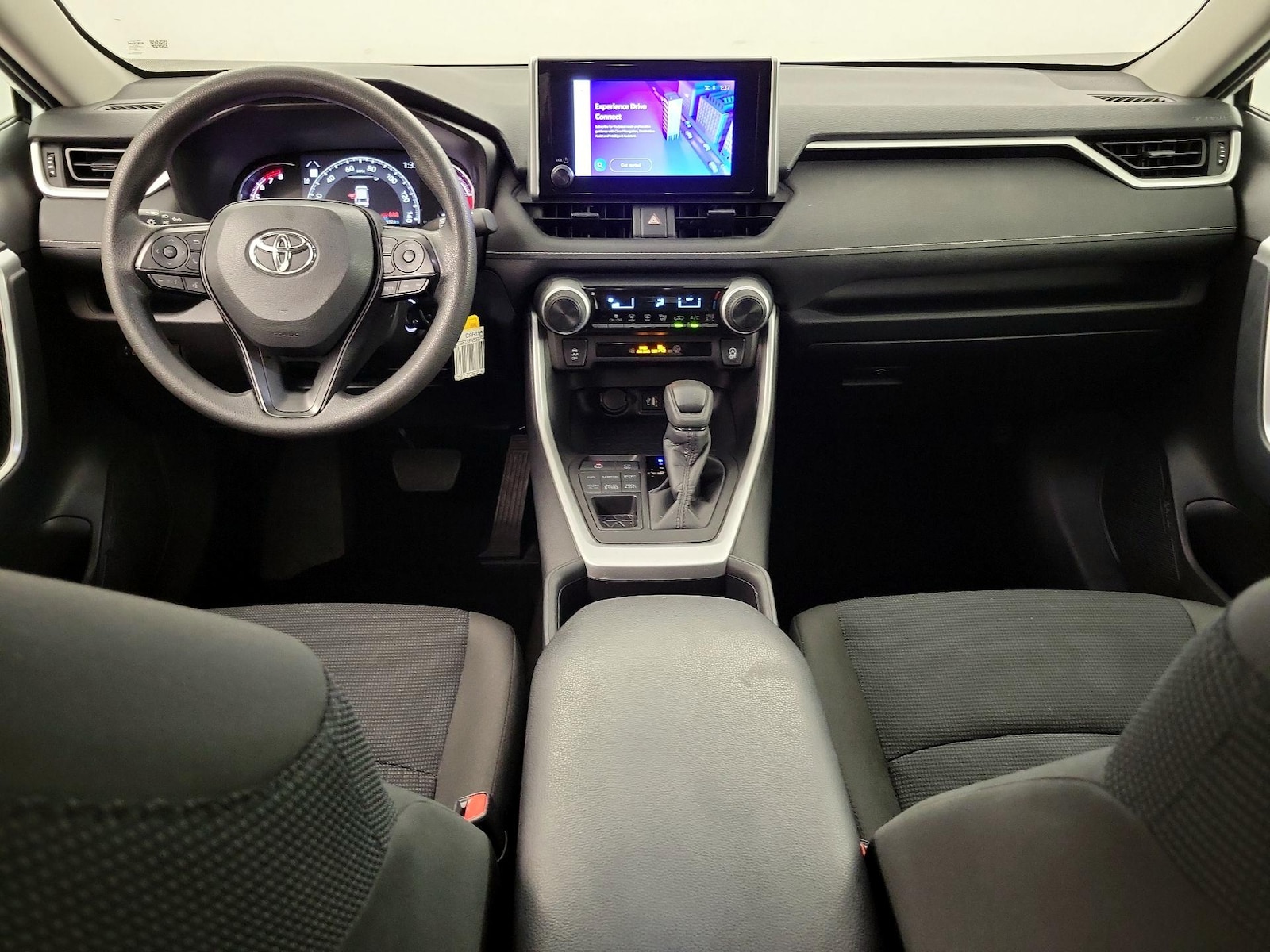 2025 Toyota RAV4 LE - Photo 10