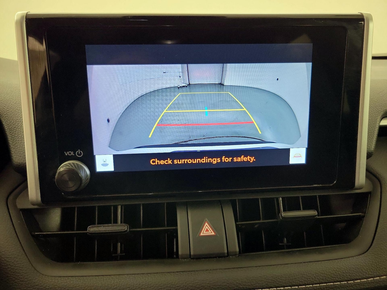 2025 Toyota RAV4 LE - Photo 16