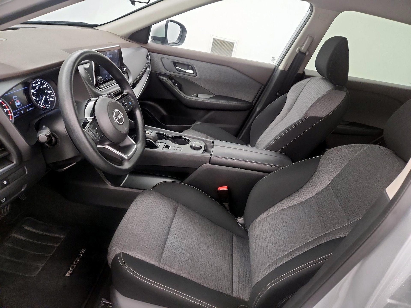 Power Seat(s) & Side Airbags