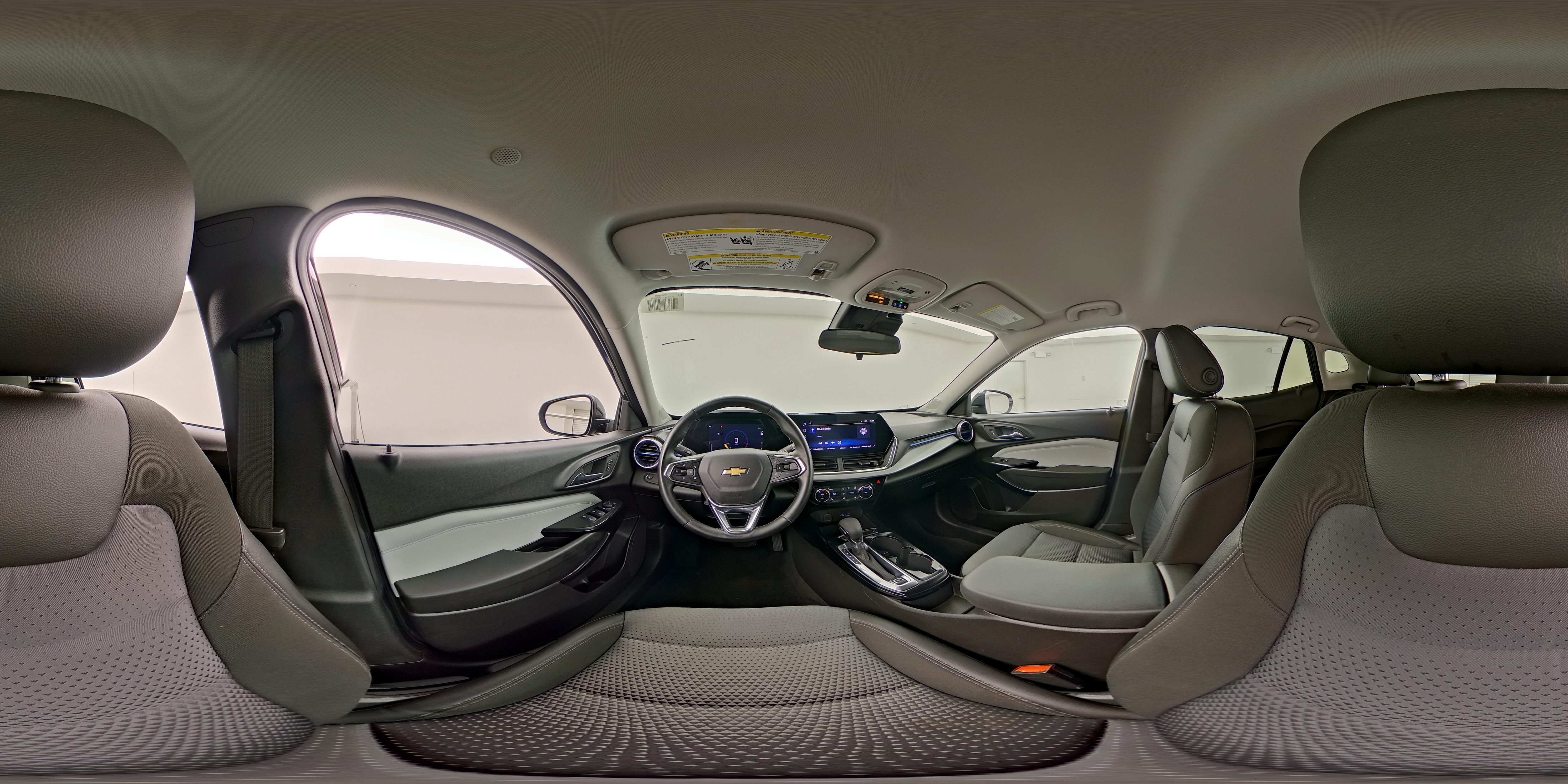 2025 Chevrolet Trax LT - Photo 26