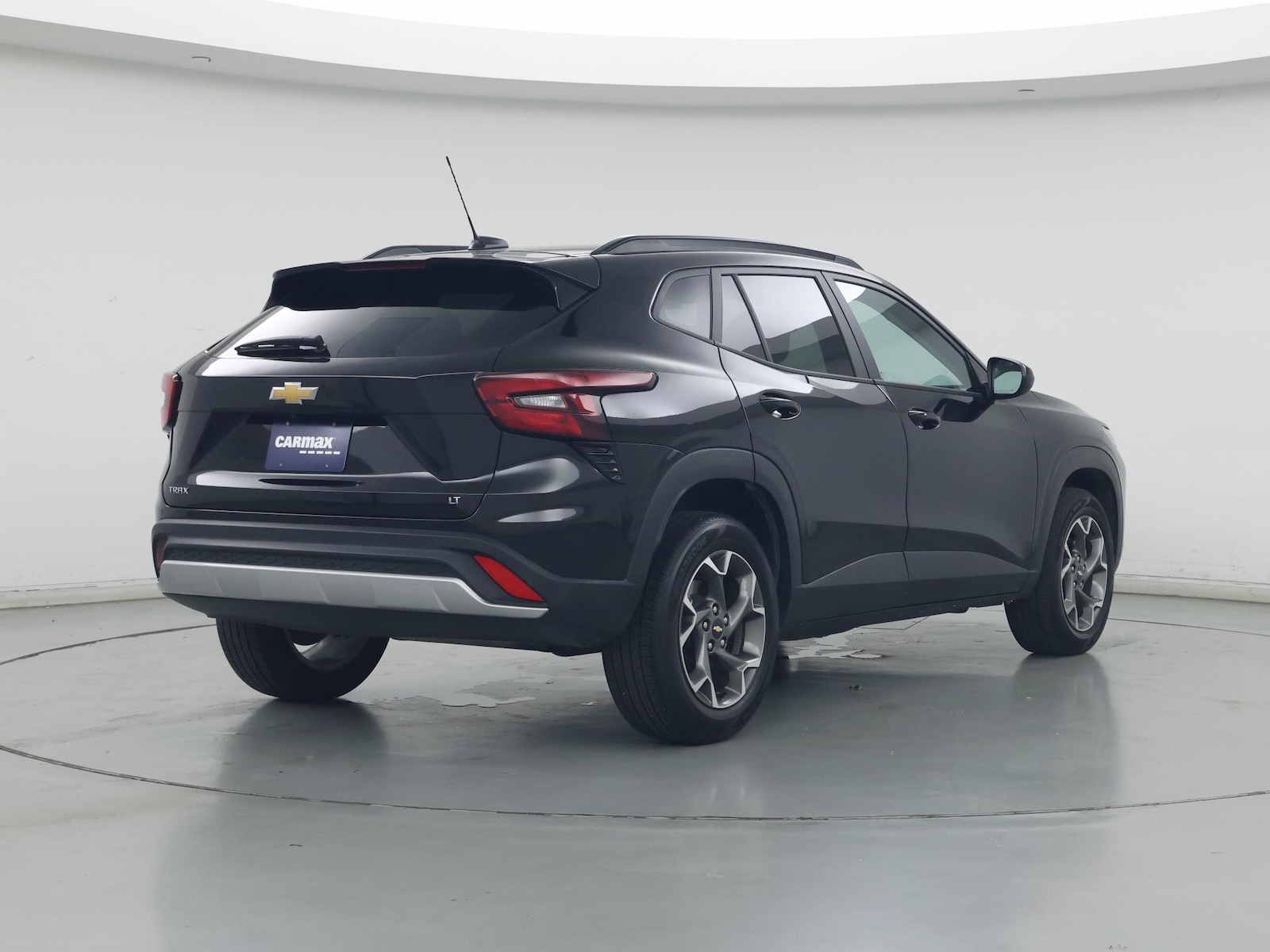 2025 Chevrolet Trax LT - Photo 9