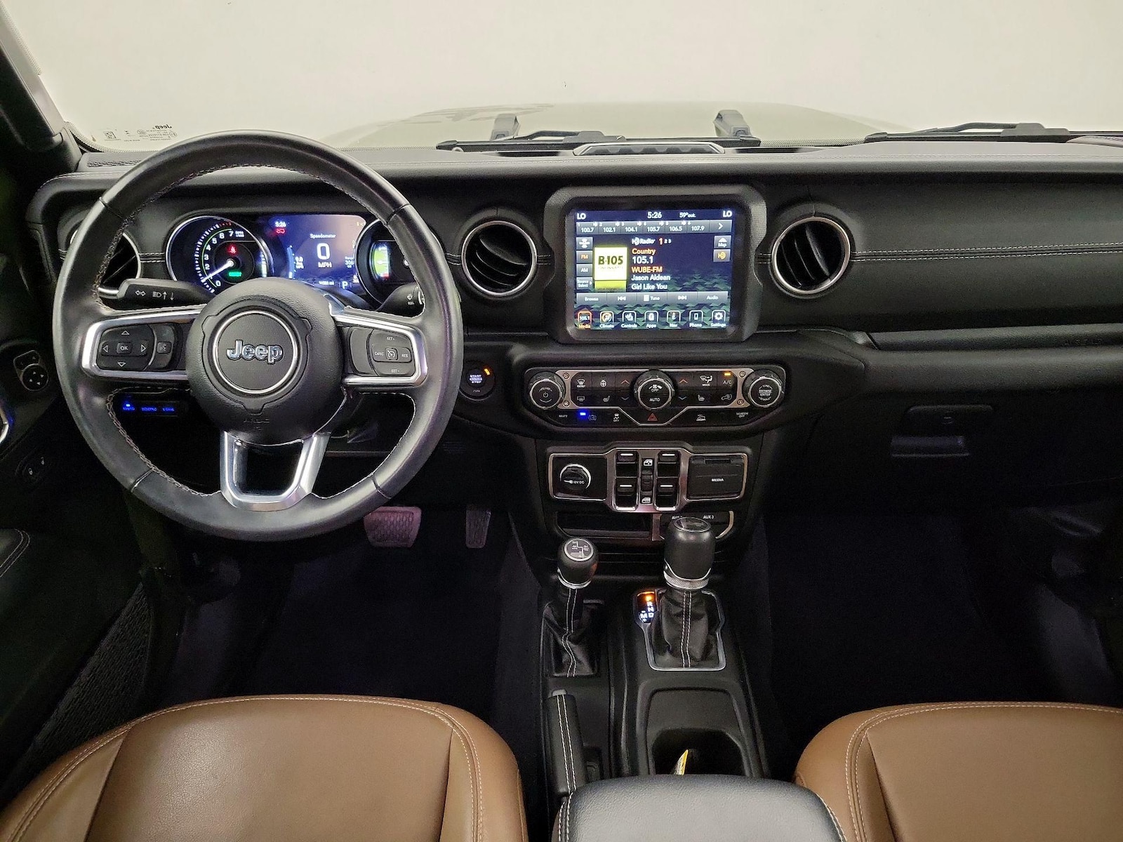 Apple CarPlay® & Android Auto™