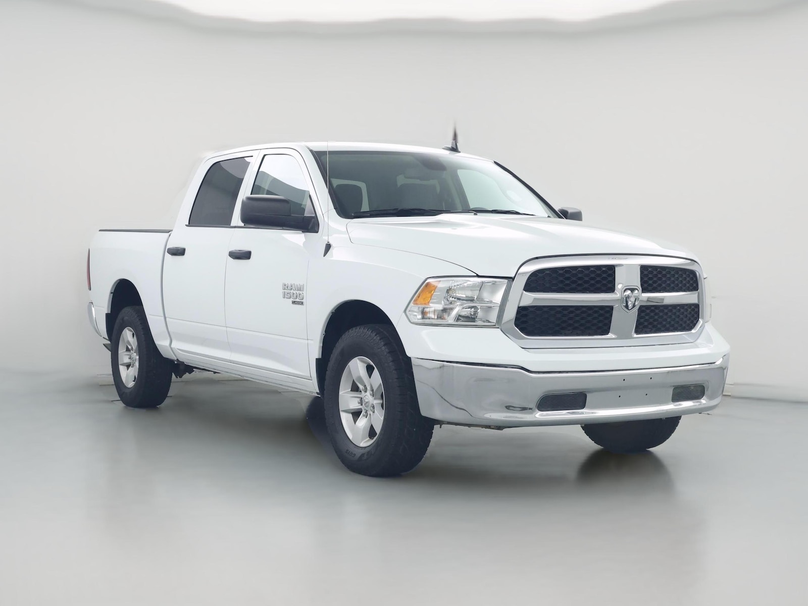 Heated Mirrors & Tow Hitch
