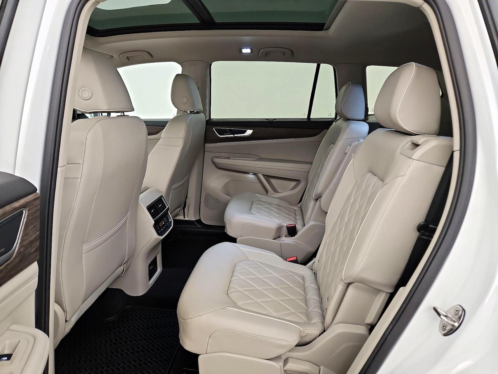 Rear Air Conditioning