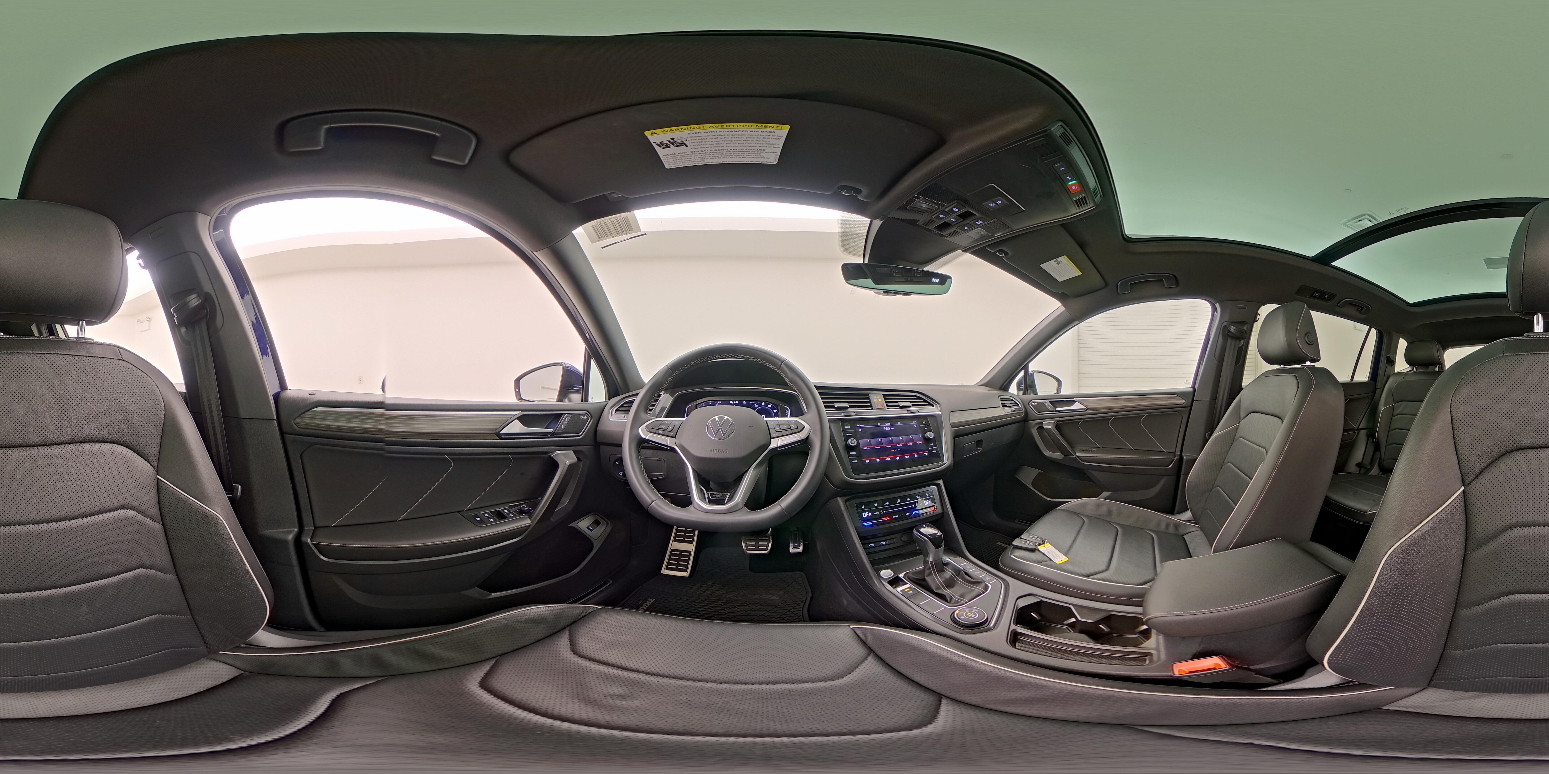 2023 Volkswagen Tiguan SEL R-LINE - Photo 28
