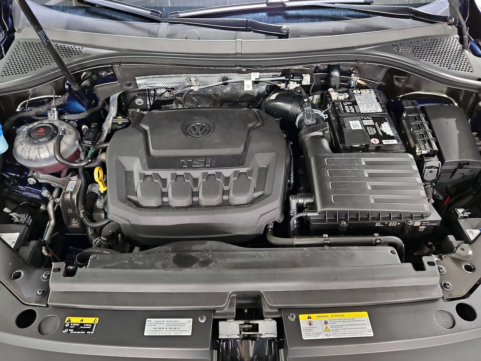 2023 Volkswagen Tiguan SEL R-LINE - Photo 24