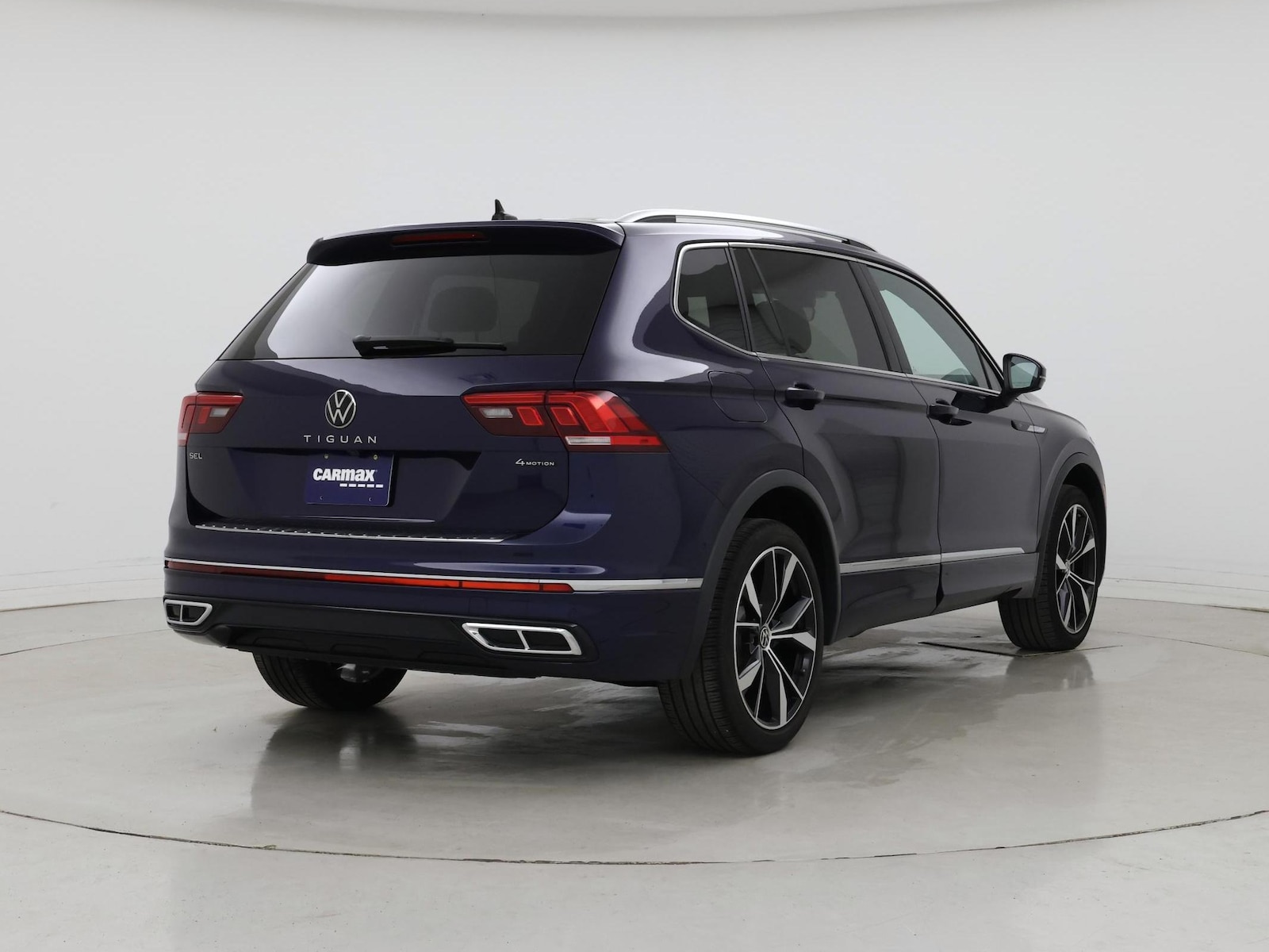 2023 Volkswagen Tiguan SEL R-LINE - Photo 9