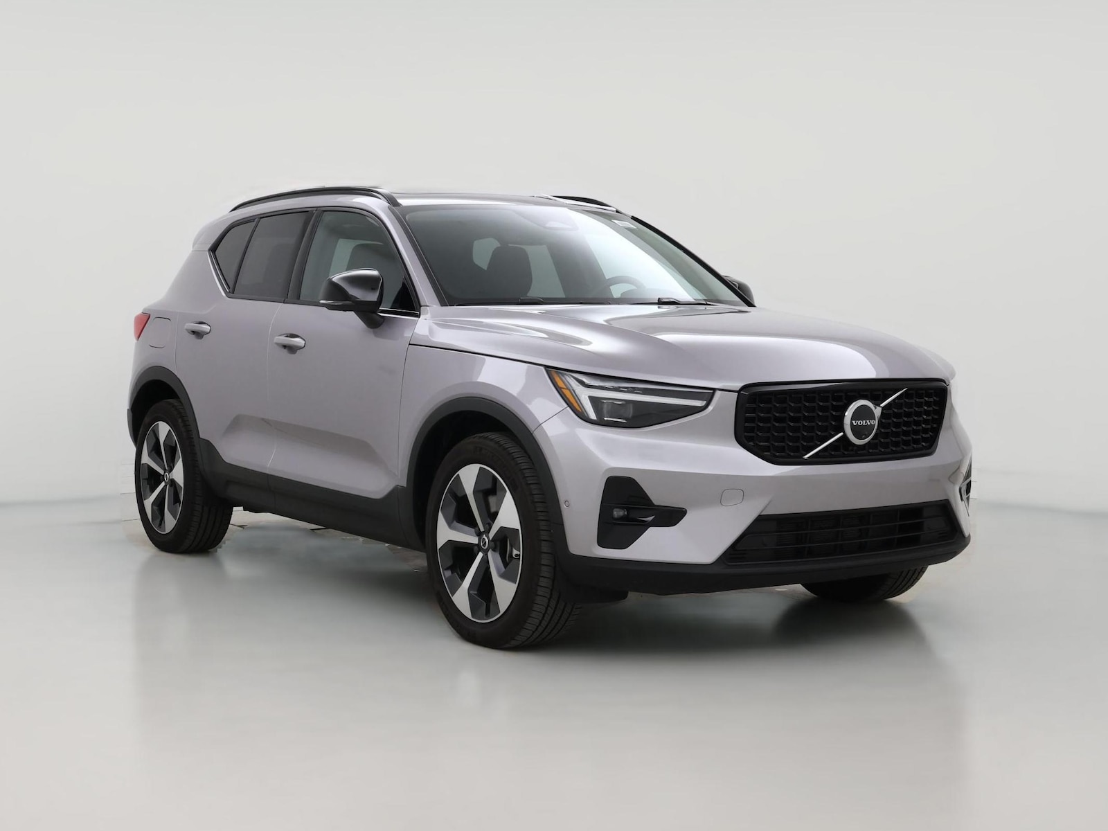2026 Volvo XC40