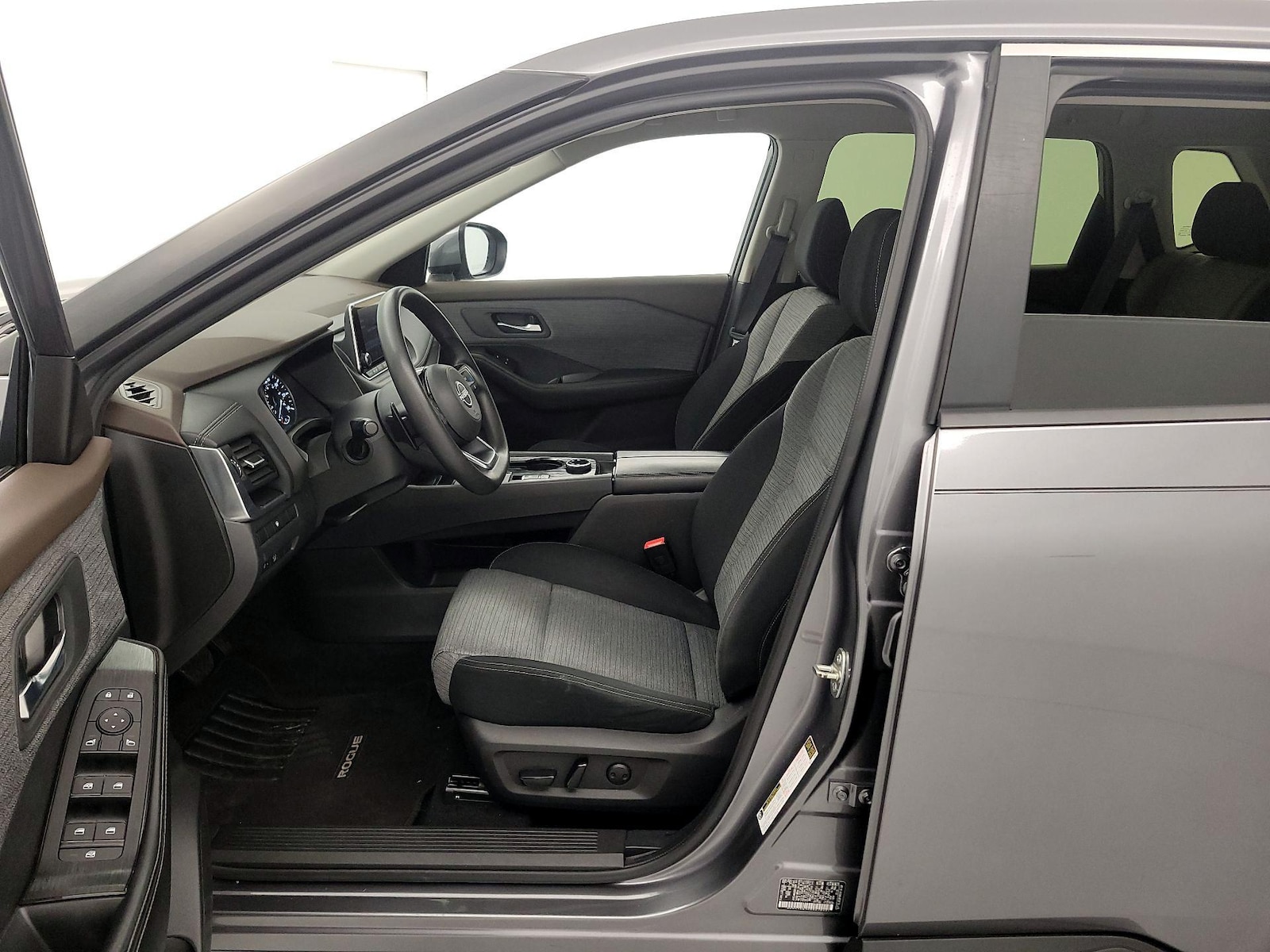 Power Seat(s) & Side Airbags