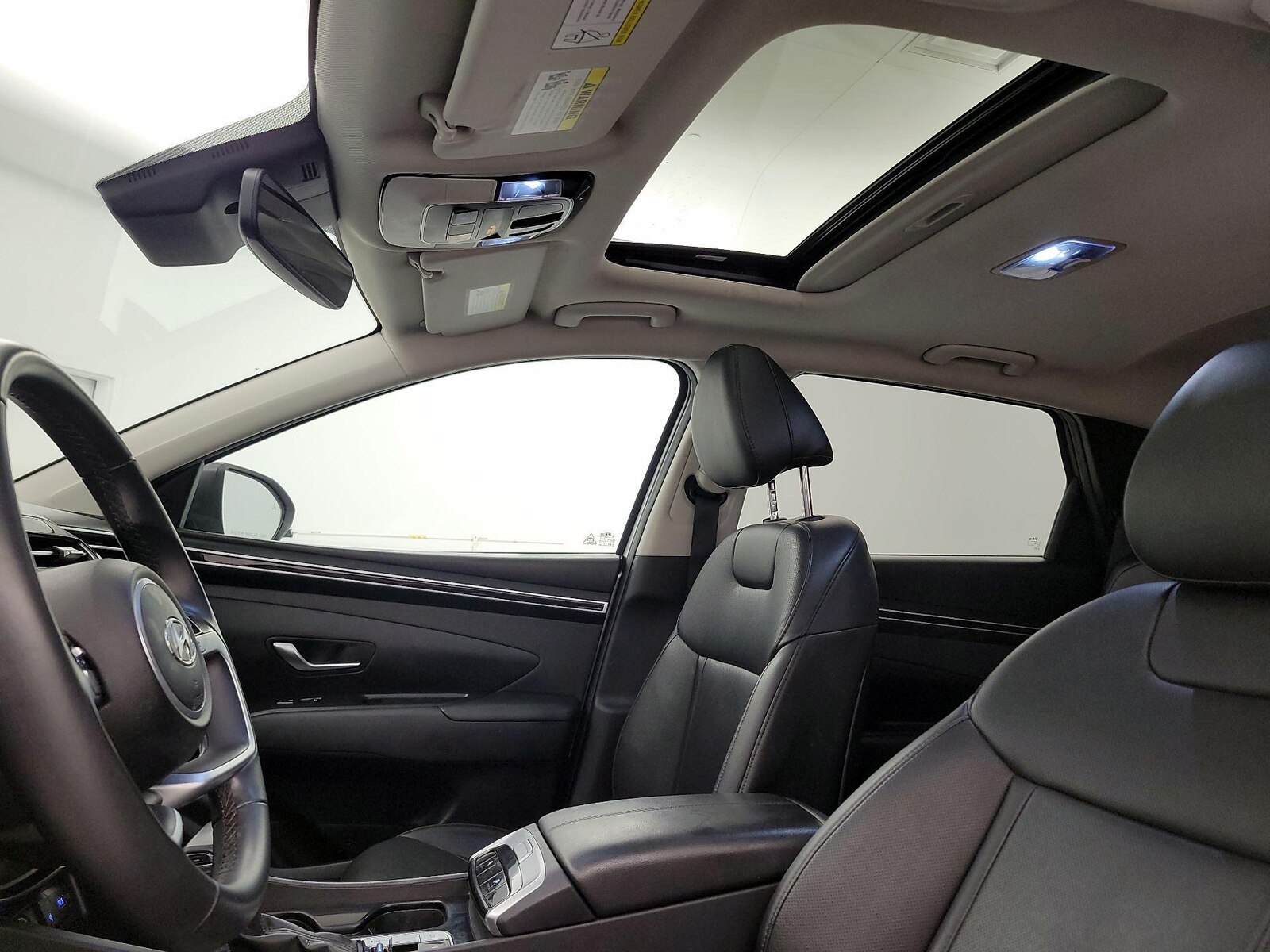 Sunroof(s) & Overhead Airbags