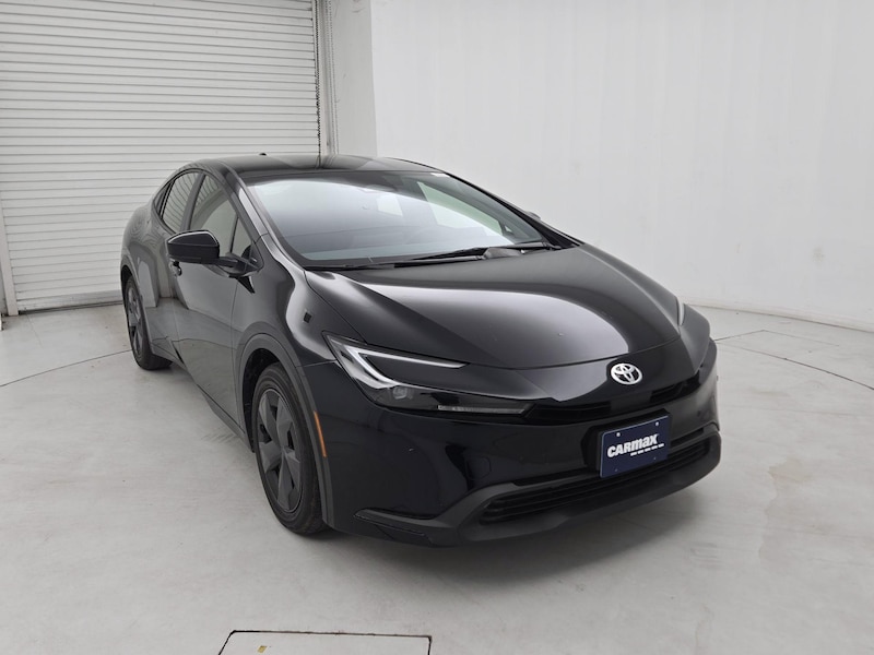 2025 Toyota Prius LE
