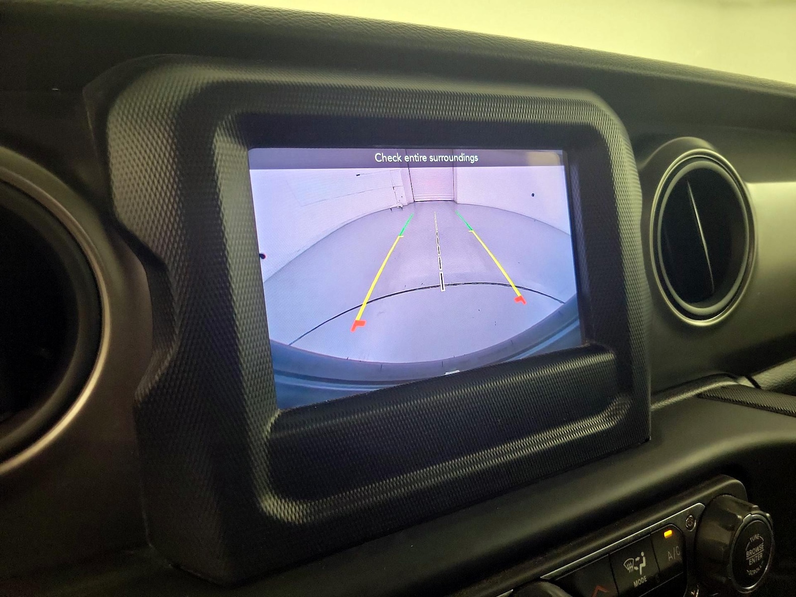 2022 Jeep Wrangler Unlimited Sport - Photo 15