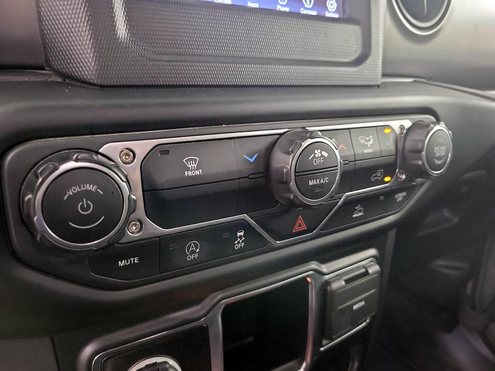 2022 Jeep Wrangler Unlimited Sport - Photo 17