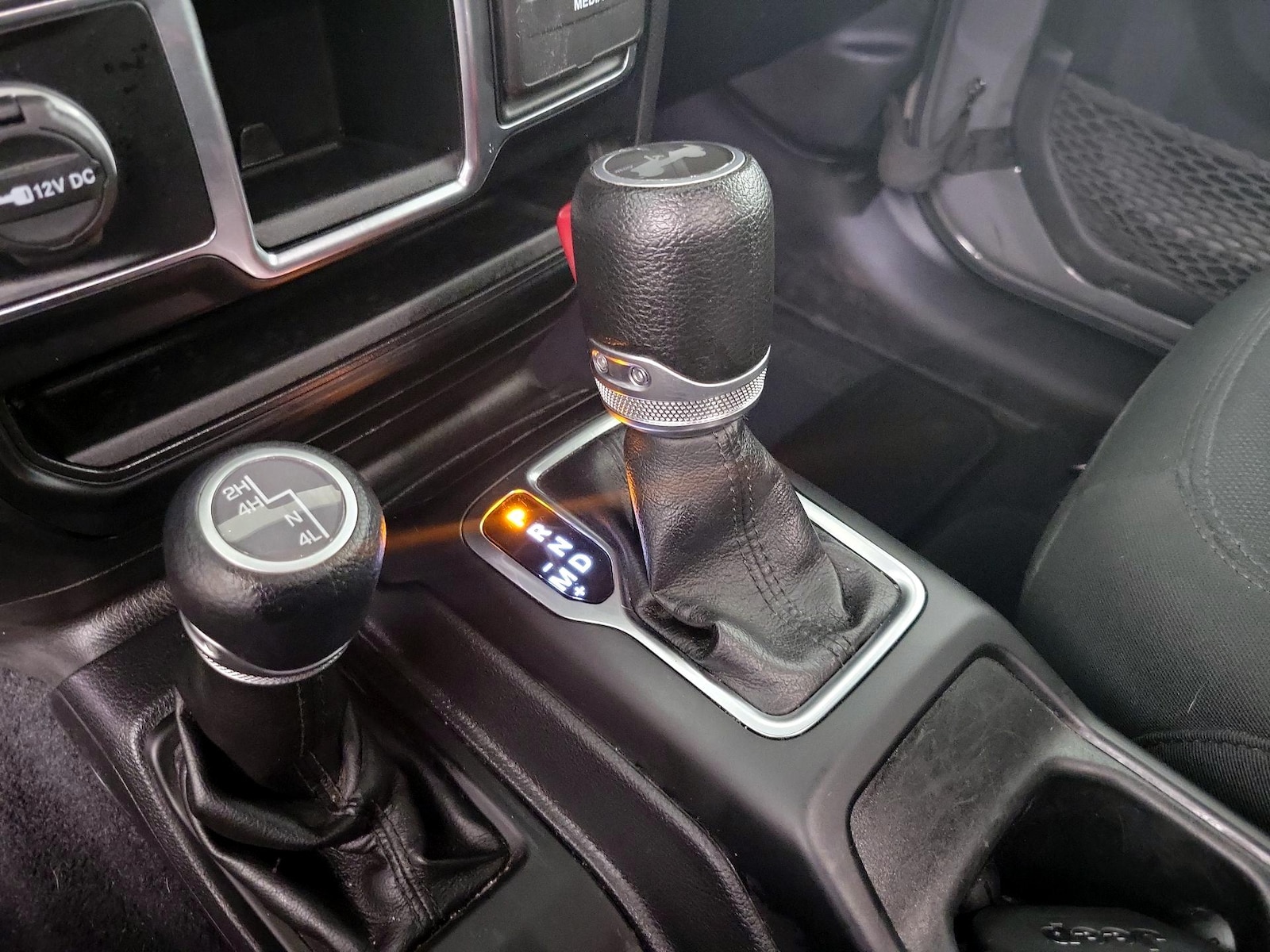 2022 Jeep Wrangler Unlimited Sport - Photo 18