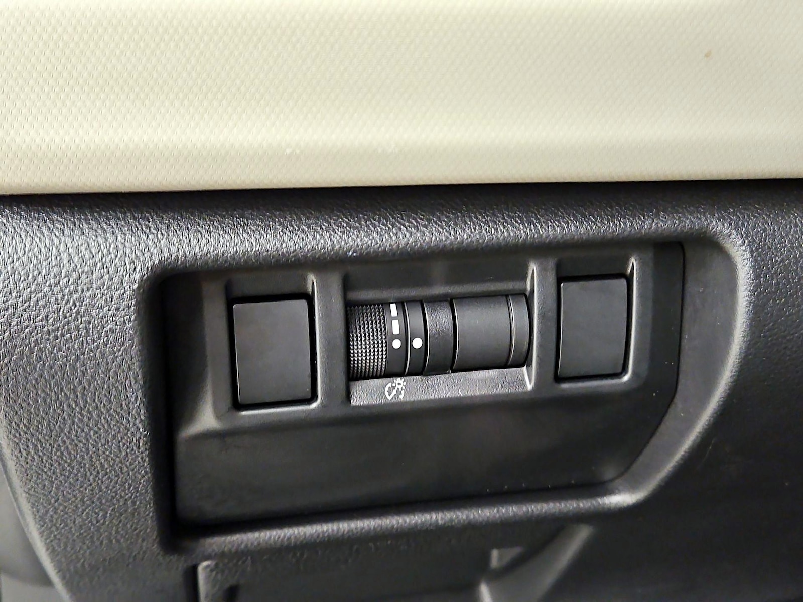 2025 Subaru Forester Base - Photo 14