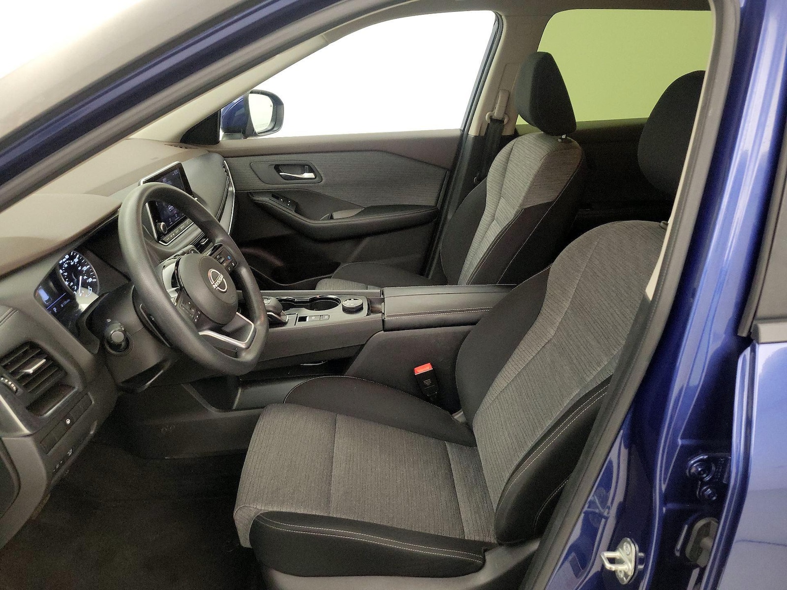Power Seat(s) & Side Airbags