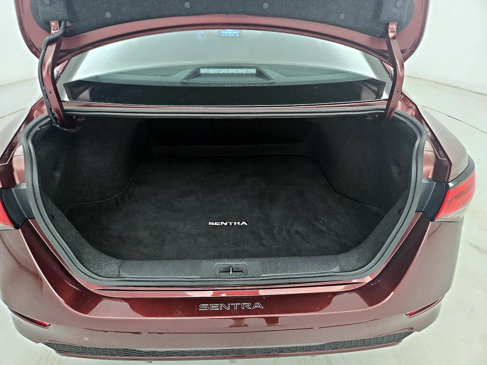 2023 Nissan Sentra SV - Photo 21