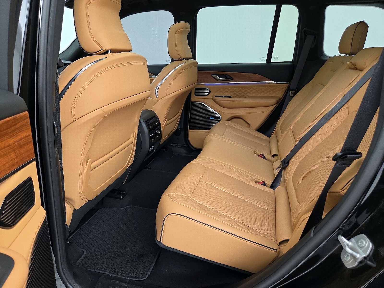 Rear Air Conditioning