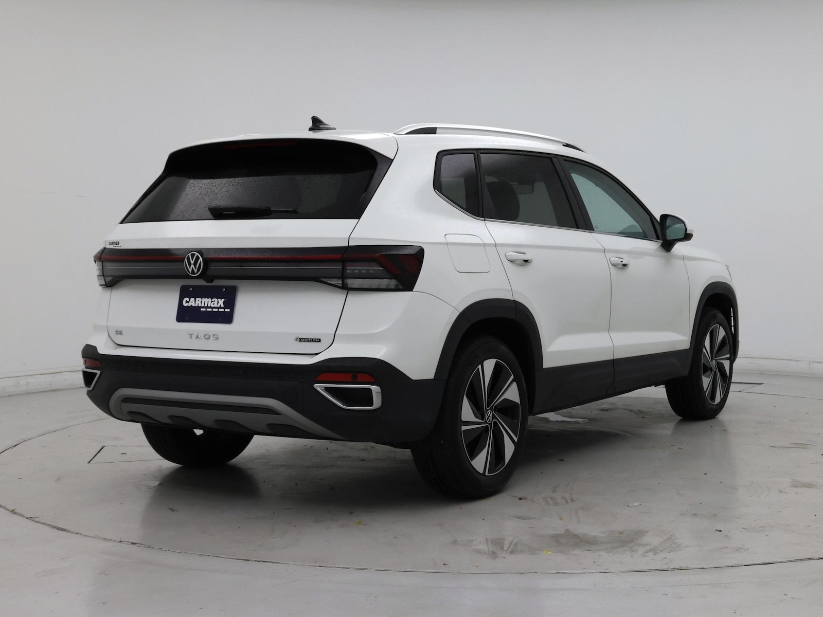 2025 Volkswagen Taos SE - Photo 9