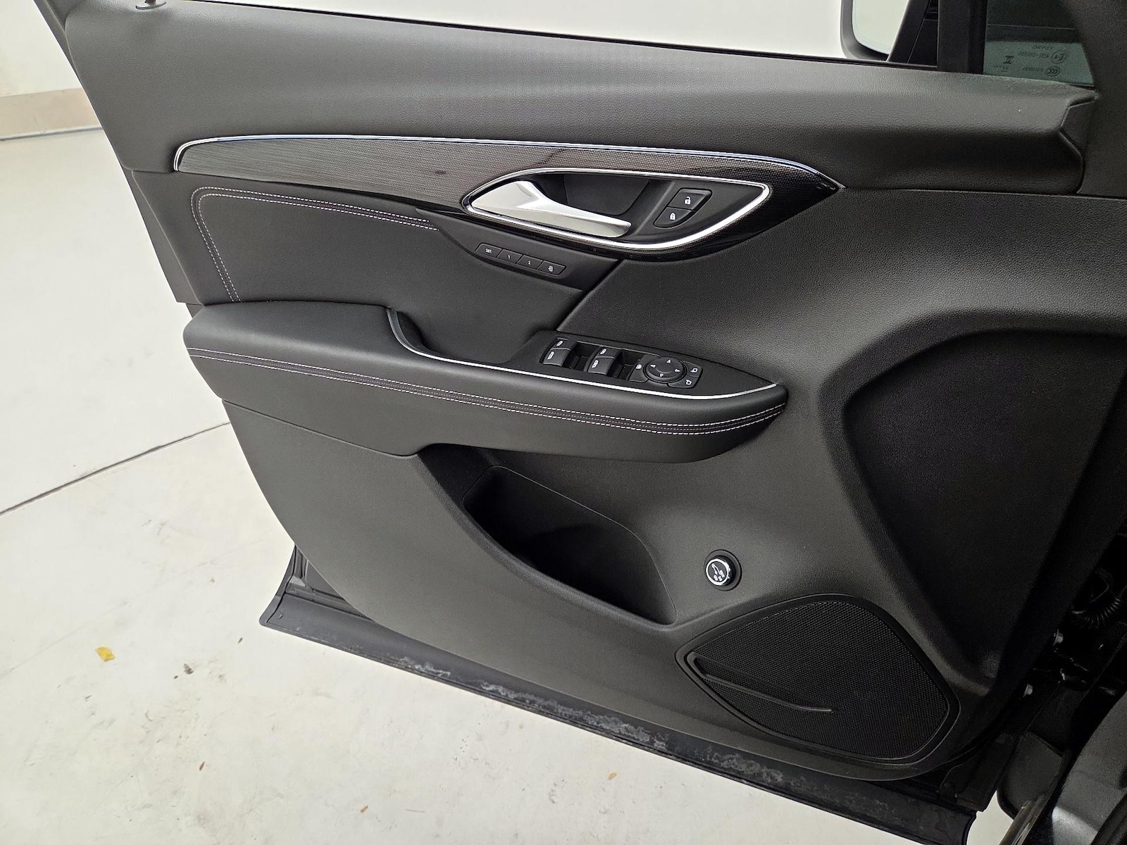 2023 Buick Envision Essence - Photo 13