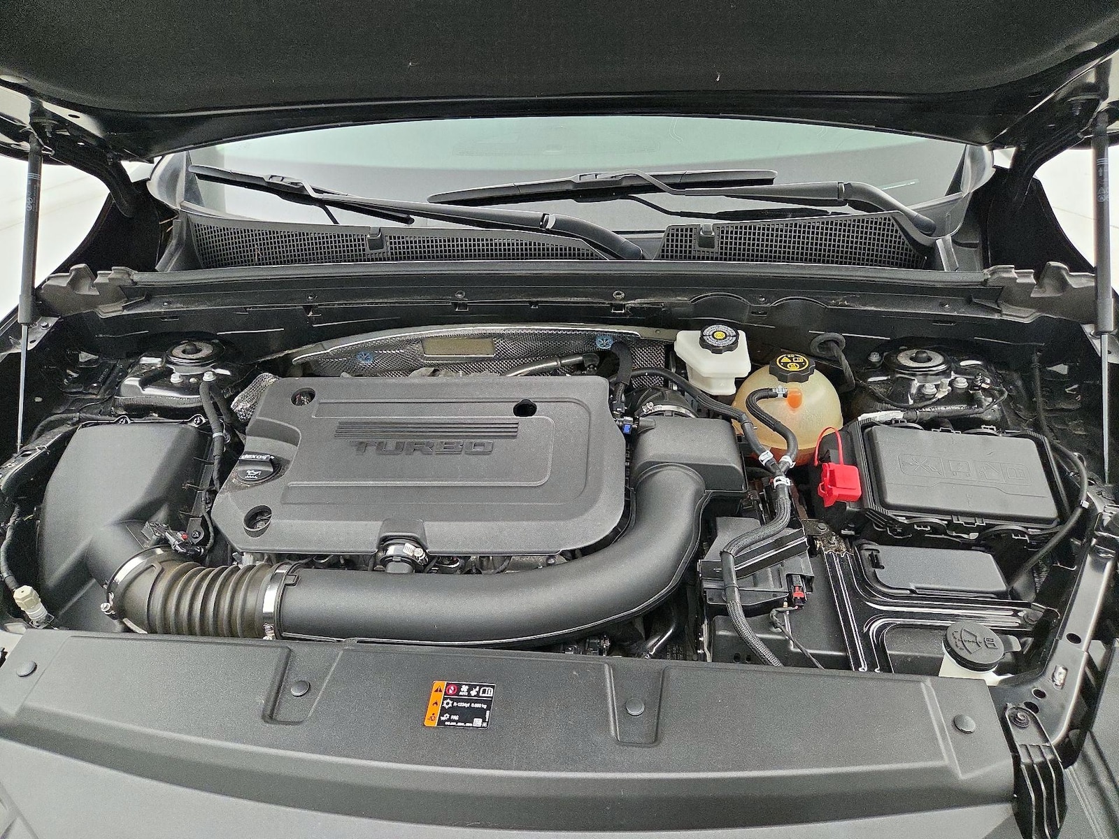 2023 Buick Envision Essence - Photo 23