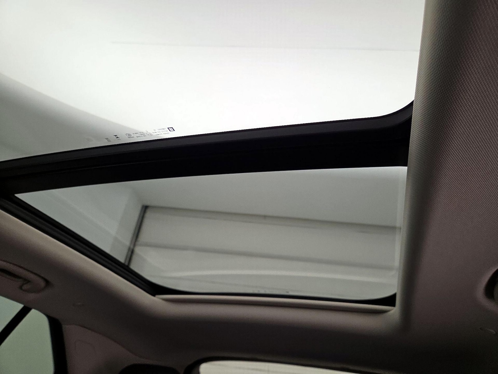 2023 Buick Envision Essence - Photo 24