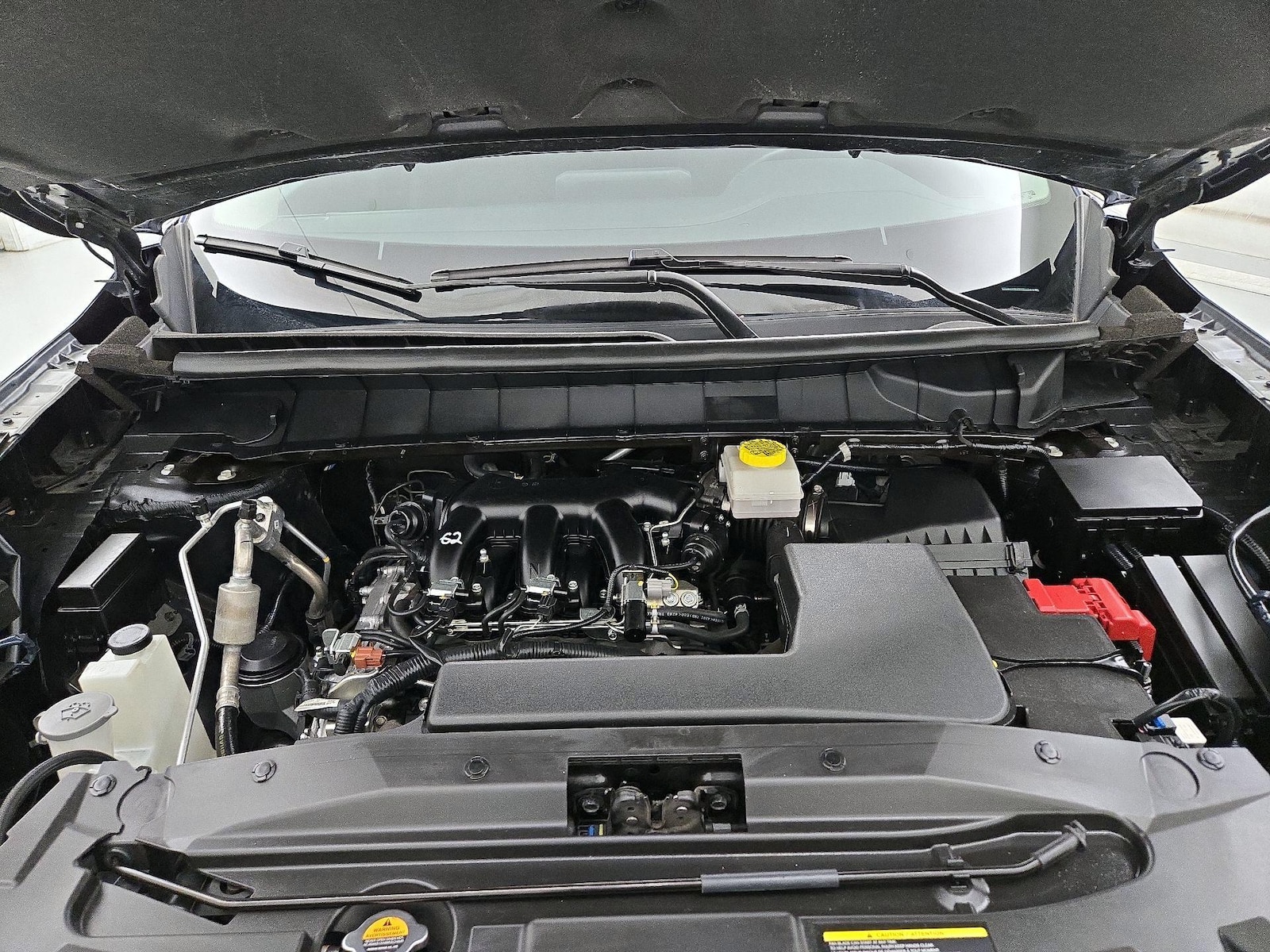 2025 Nissan Pathfinder SV - Photo 24