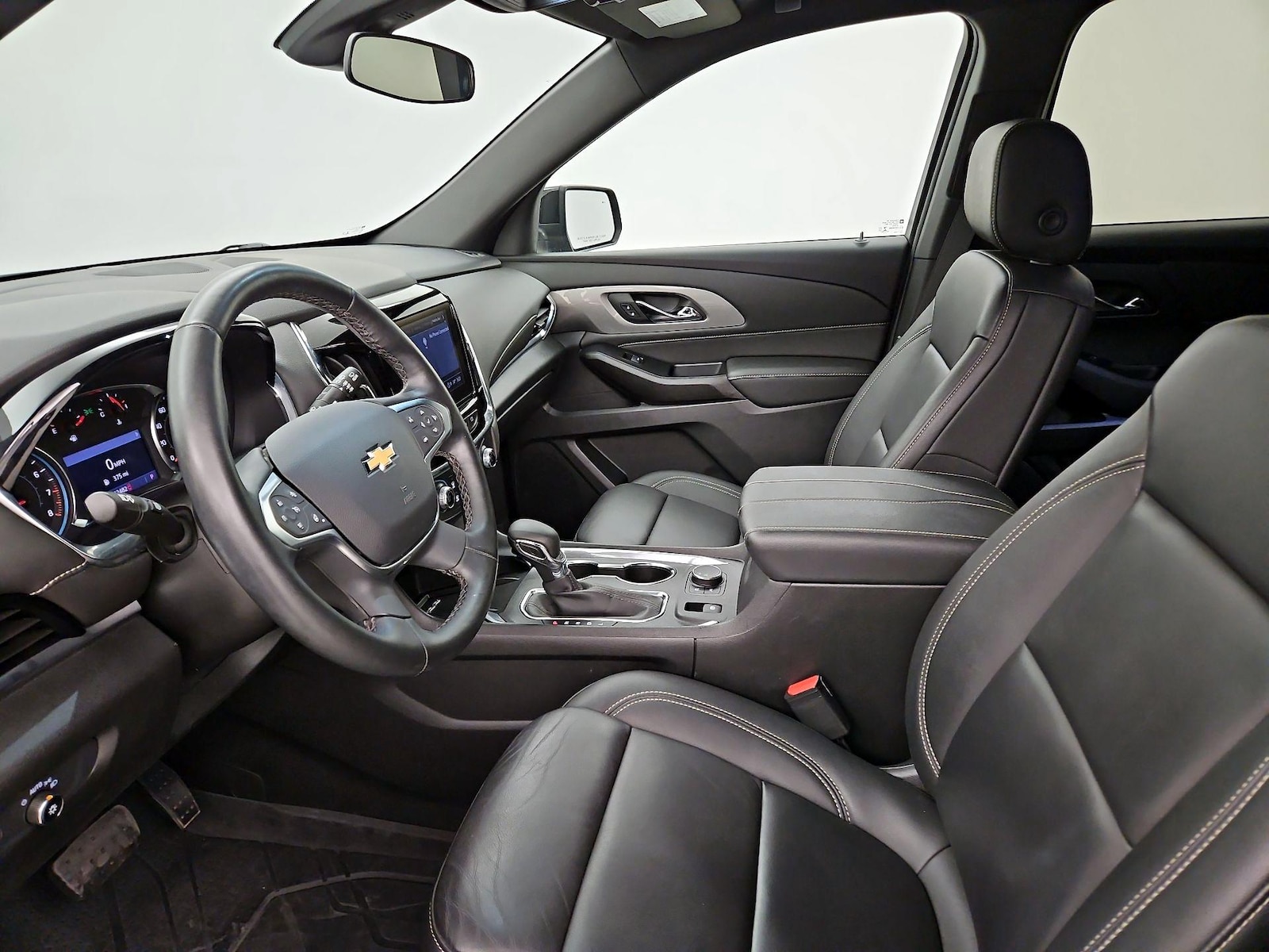 2023 Chevrolet Traverse 3LT - Photo 12