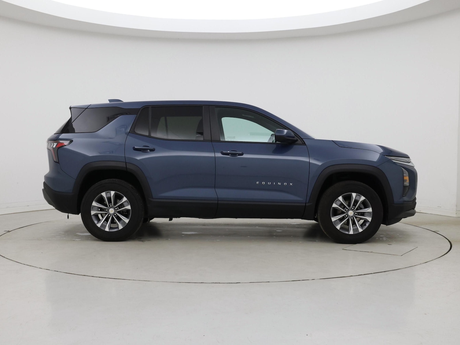2025 Chevrolet Equinox LT - Photo 8