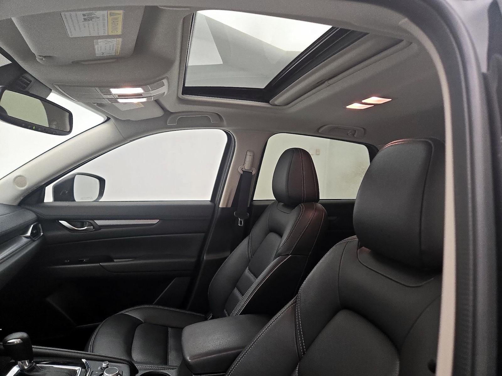 Sunroof(s) & Overhead Airbags