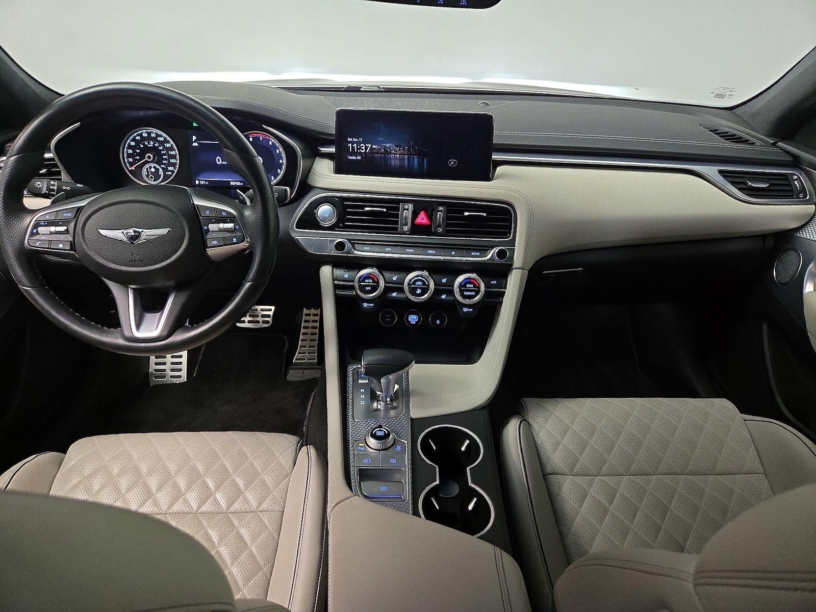 Apple CarPlay® & Android Auto™