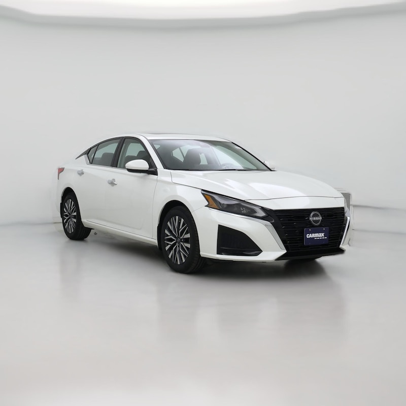 2023 Nissan Altima SV