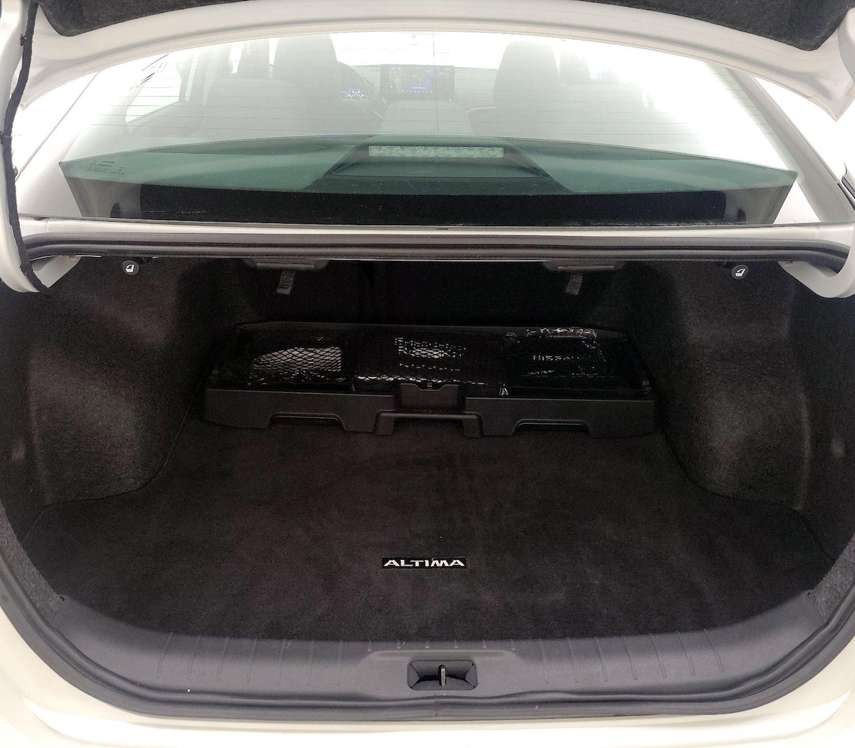 Trunk/Cargo (Seats Up)