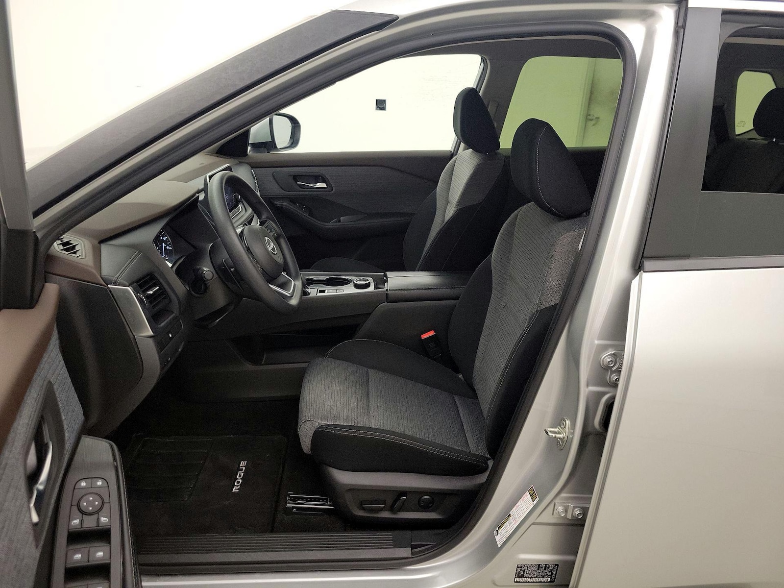 Power Seat(s) & Side Airbags