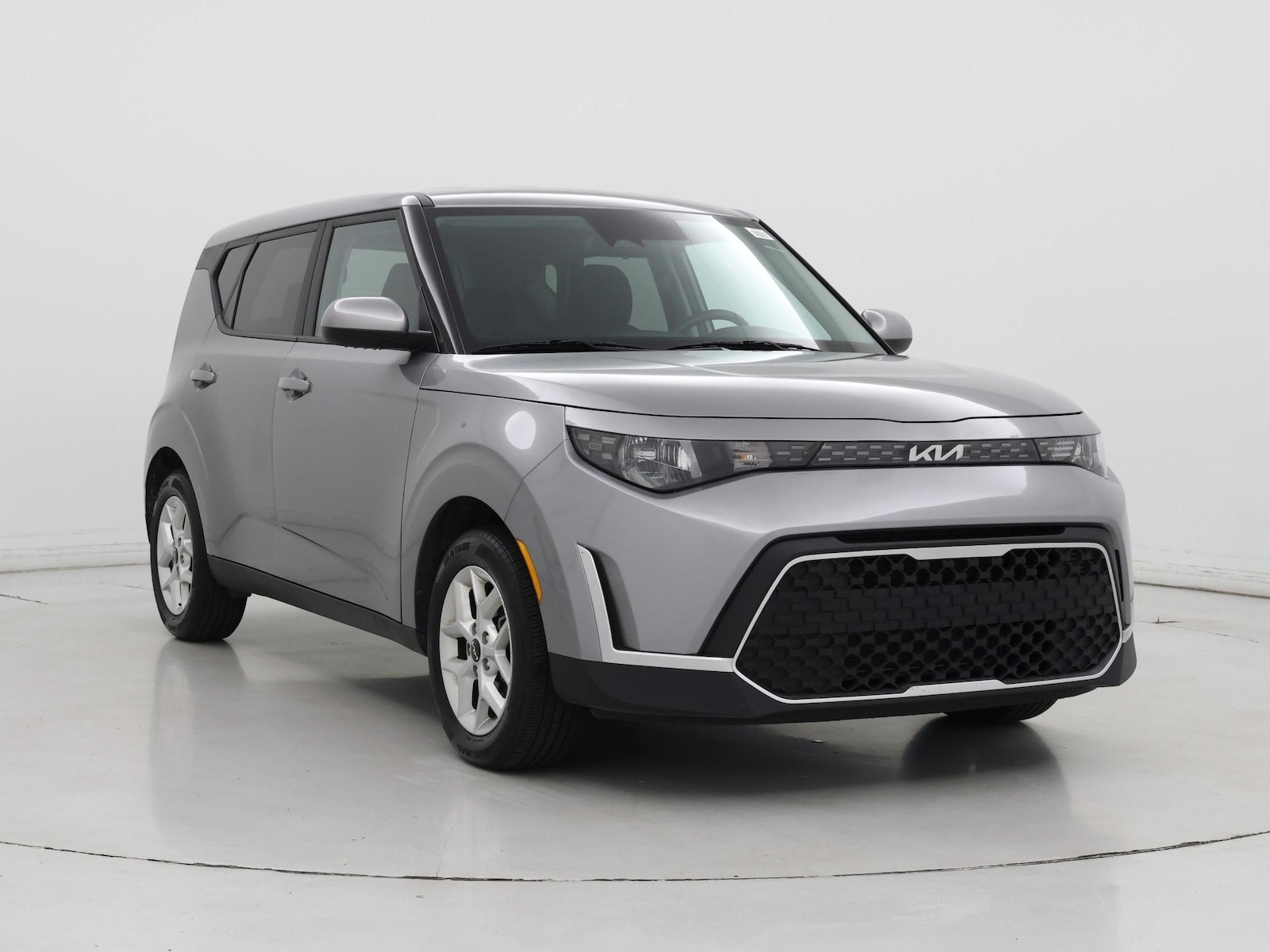 2025 Kia Soul LX - Photo 2