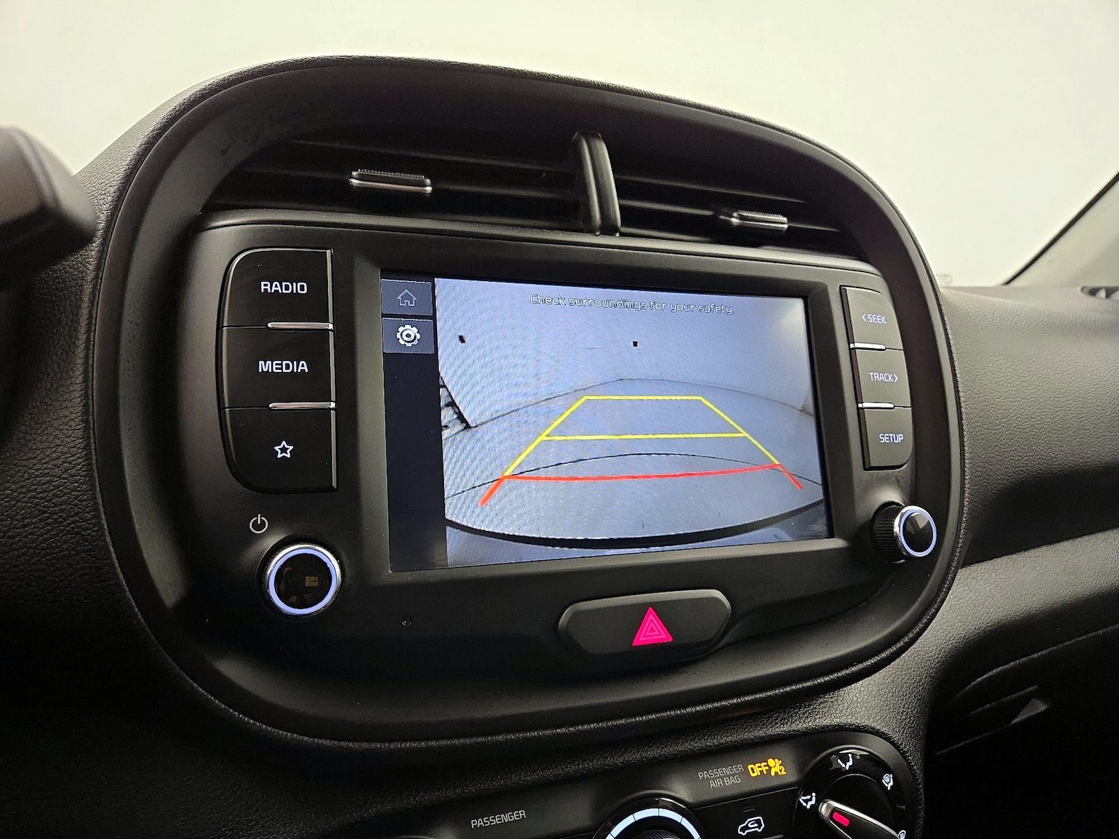 2025 Kia Soul LX - Photo 15