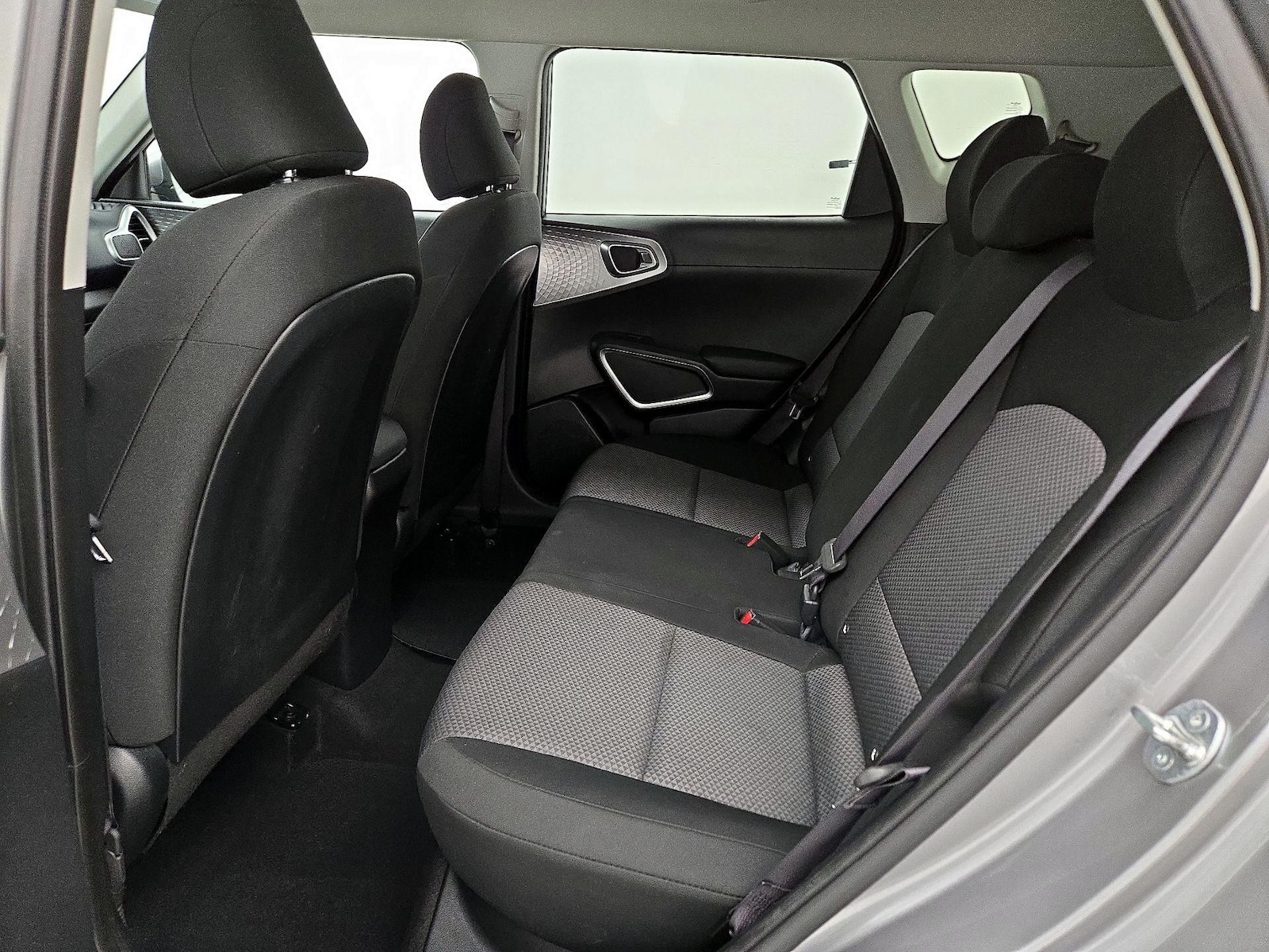 2025 Kia Soul LX - Photo 20