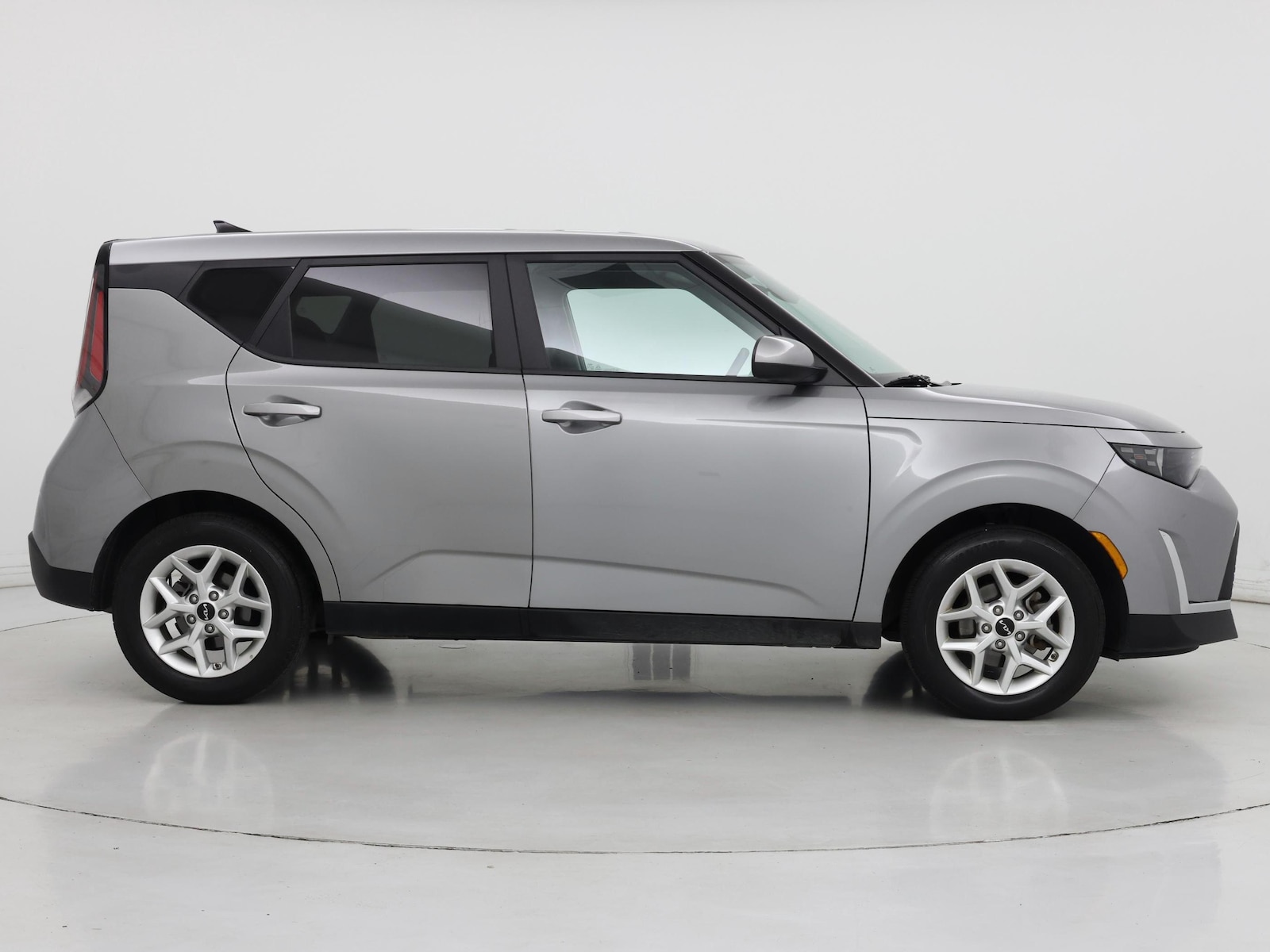 2025 Kia Soul LX - Photo 8