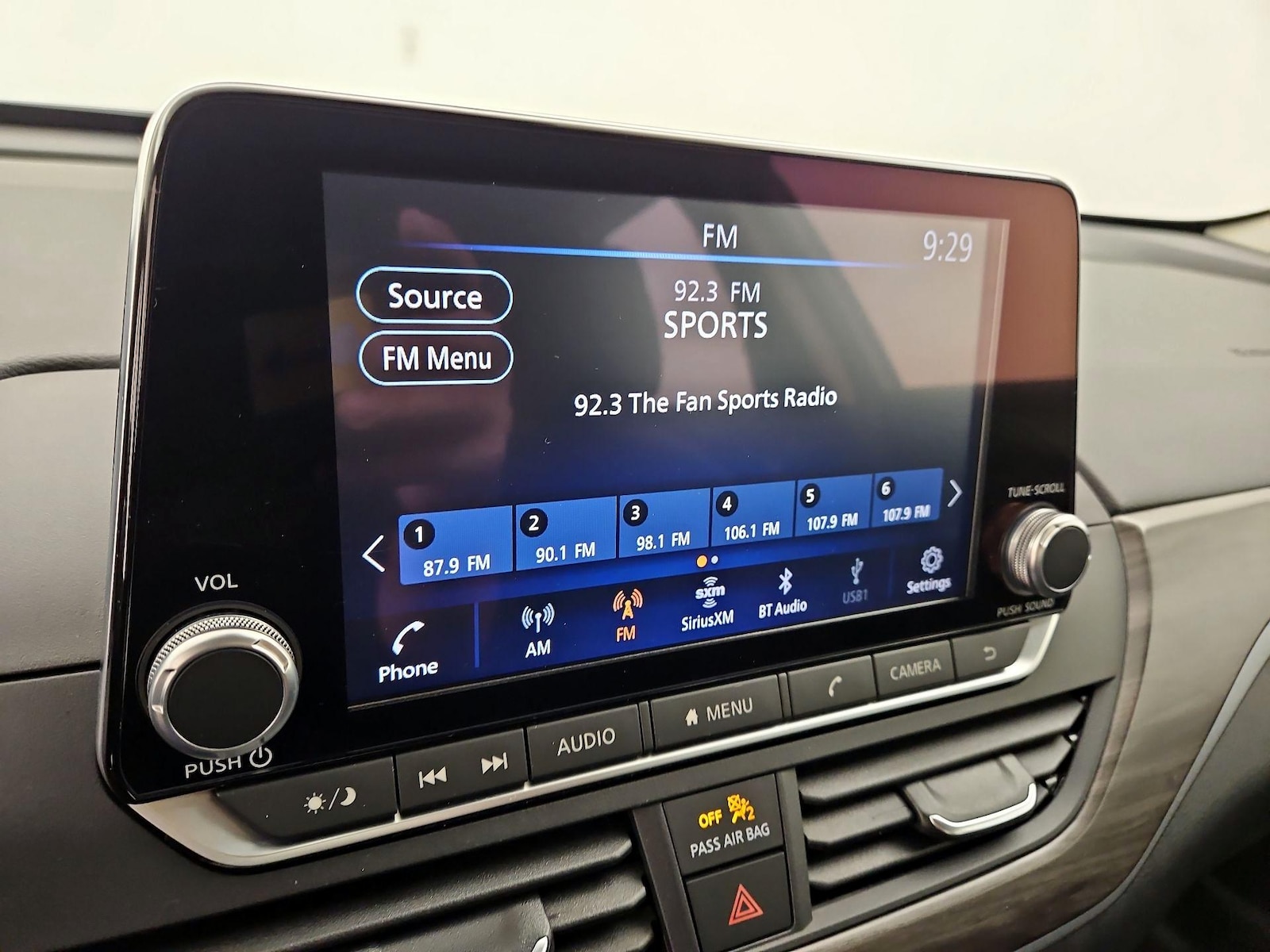 2025 Nissan Altima SV - Photo 16