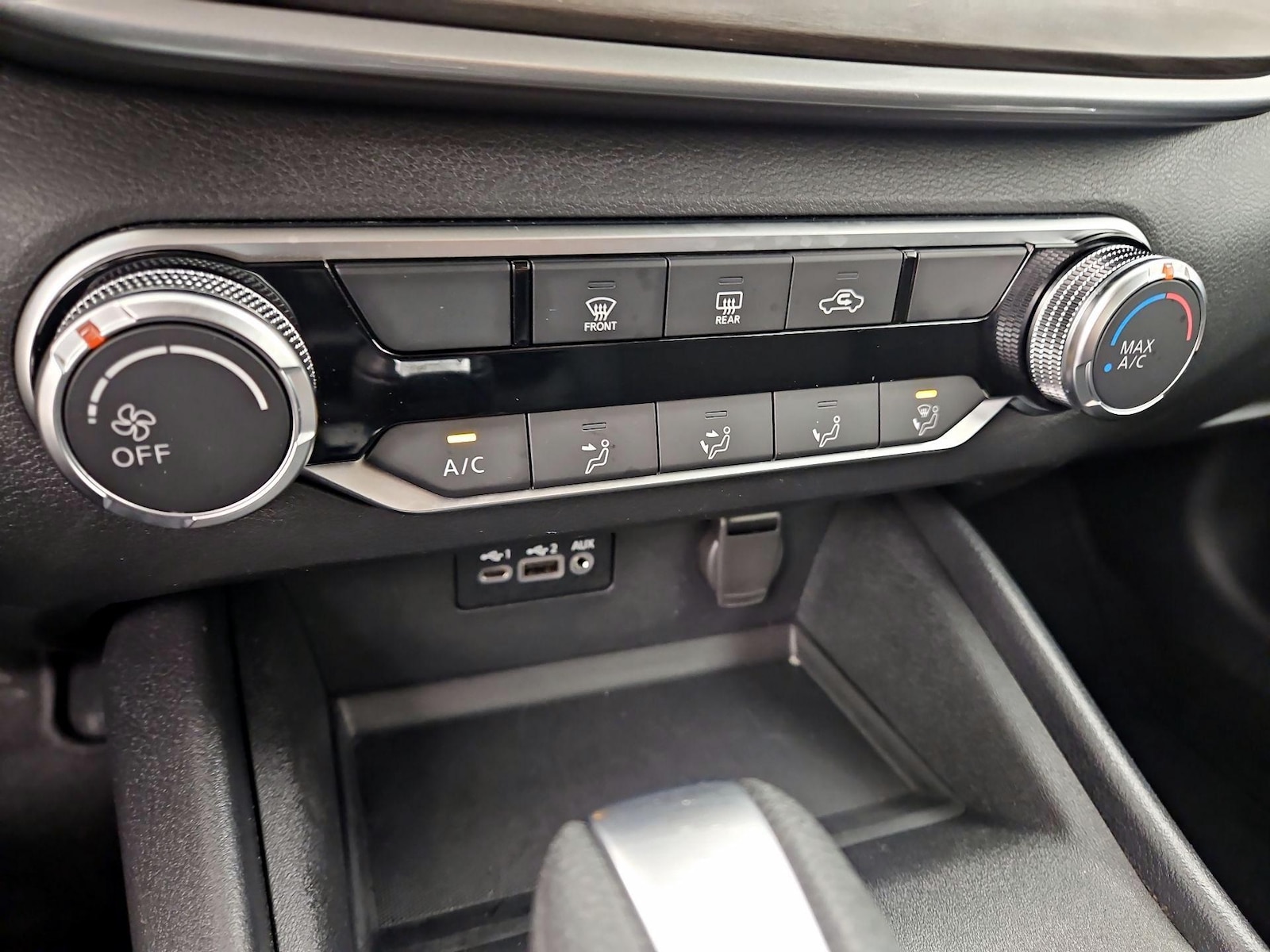 2025 Nissan Altima SV - Photo 17