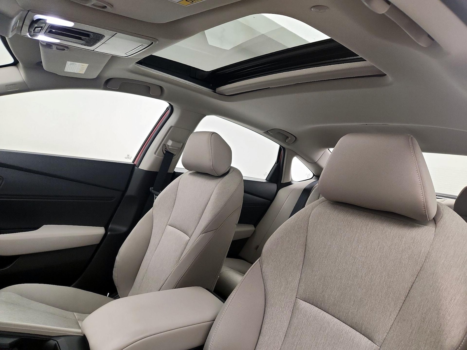 Sunroof(s) & Overhead Airbags