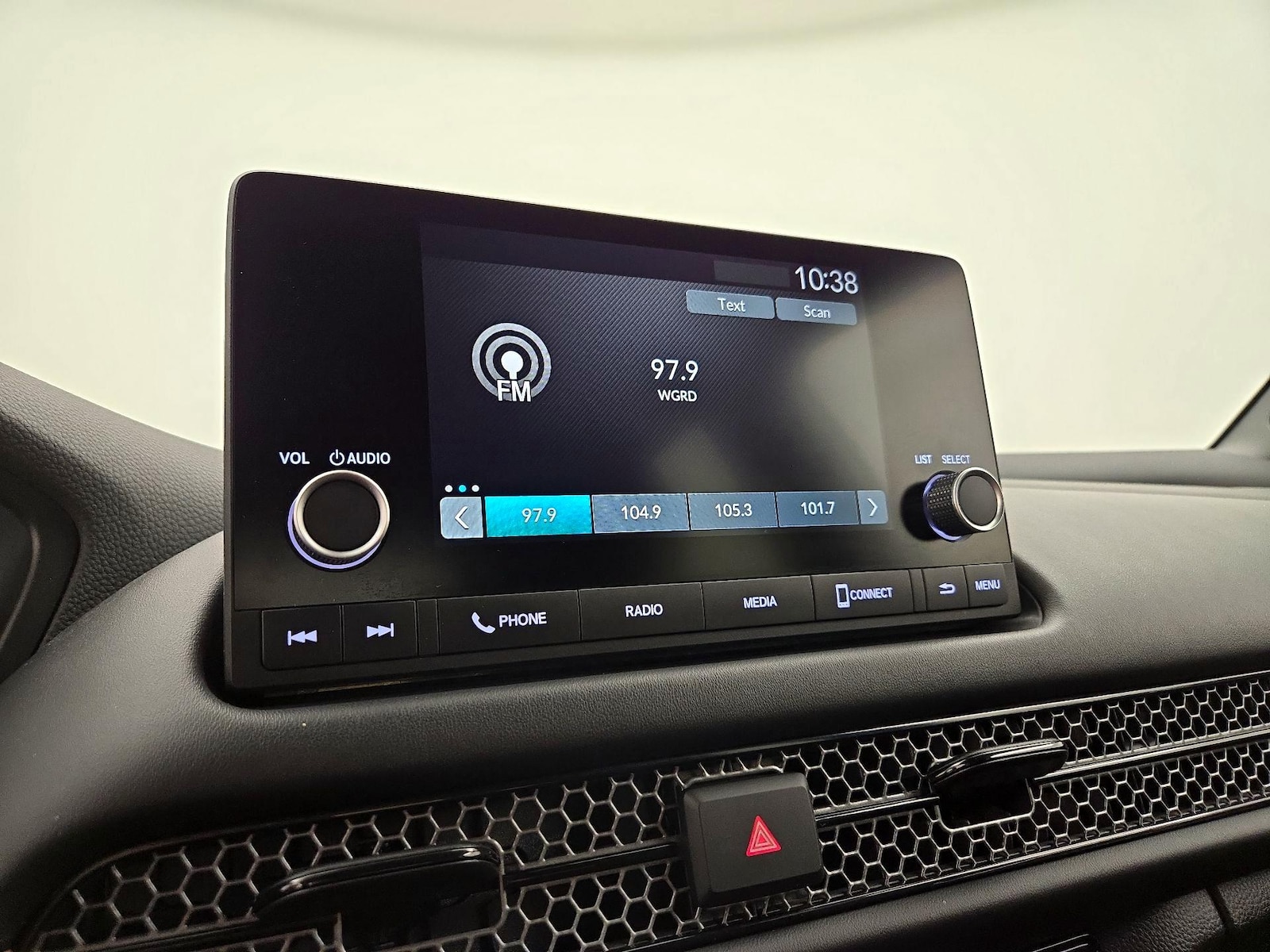 2025 Honda HR-V Sport - Photo 16