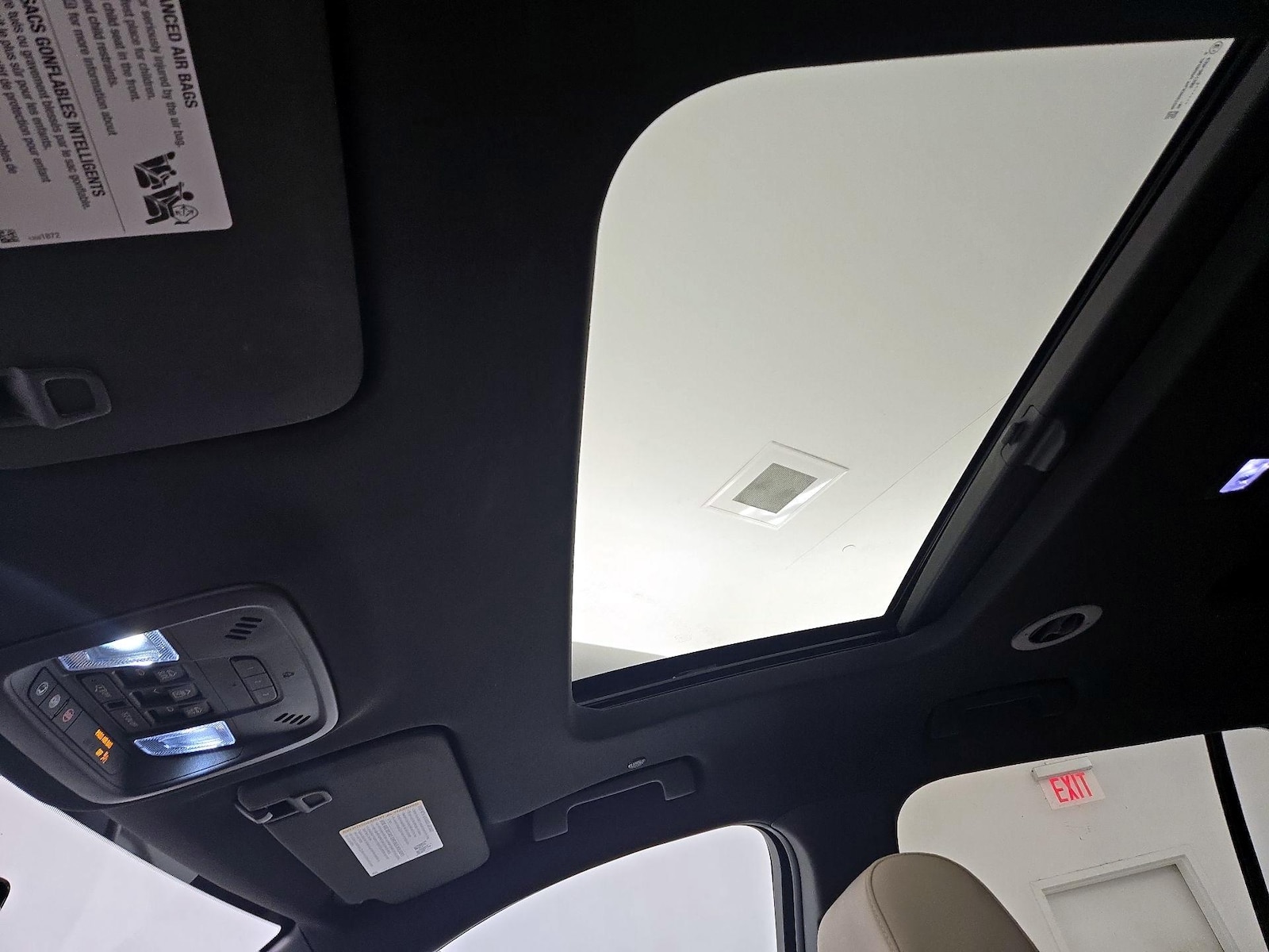Sunroof(s) & Skylight(s)
