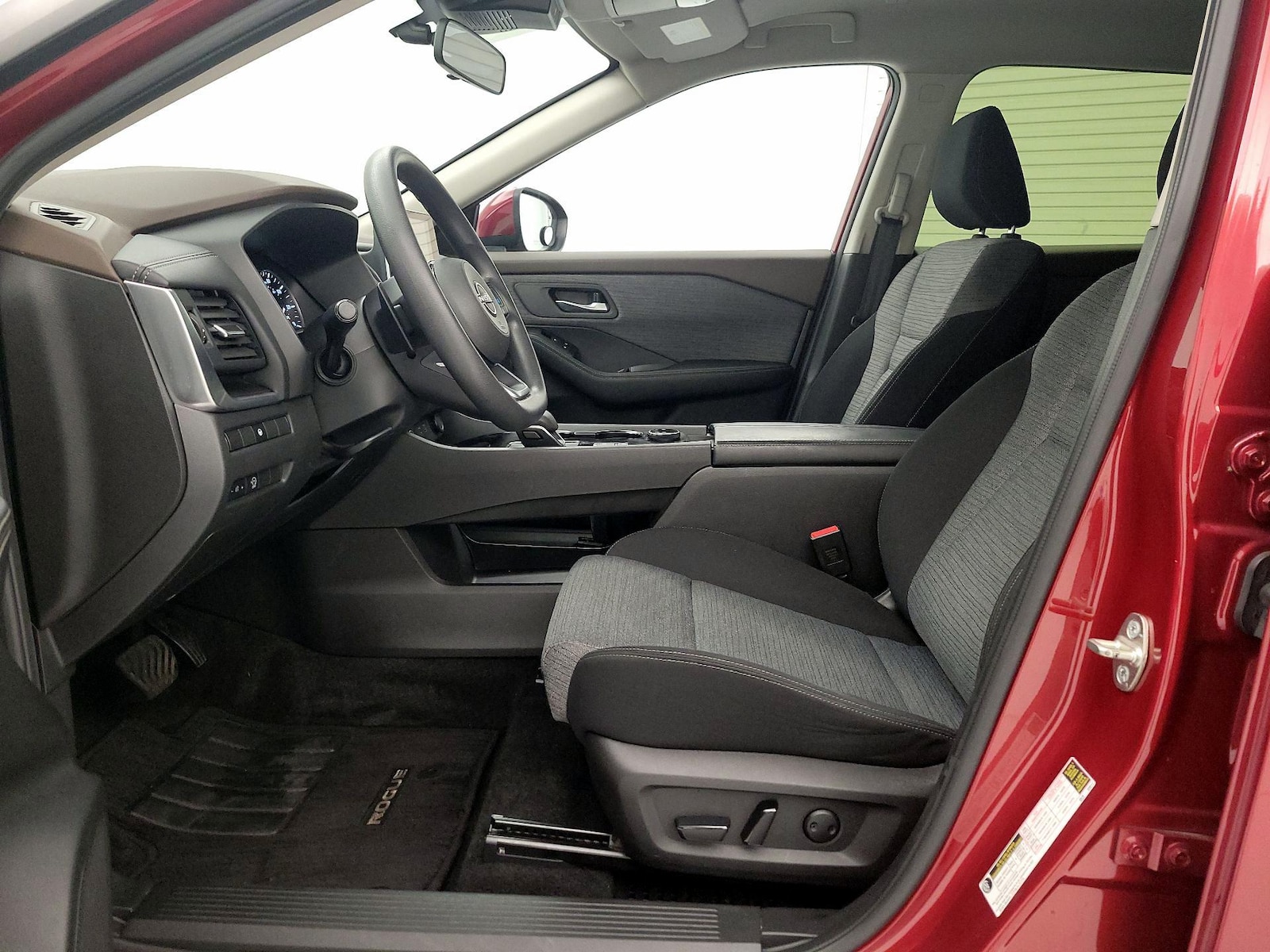 Power Seat(s) & Side Airbags