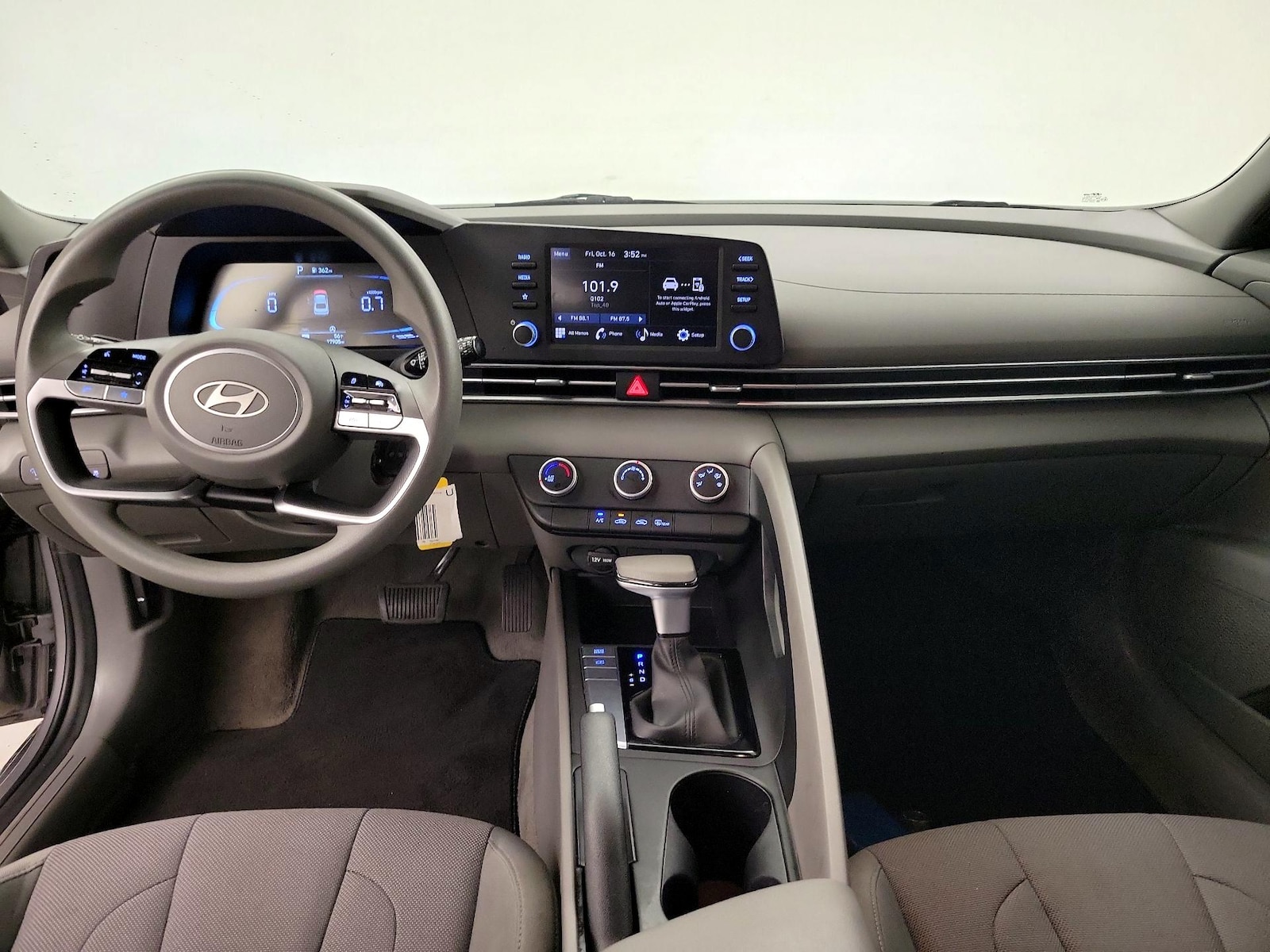 Apple CarPlay® & Android Auto™