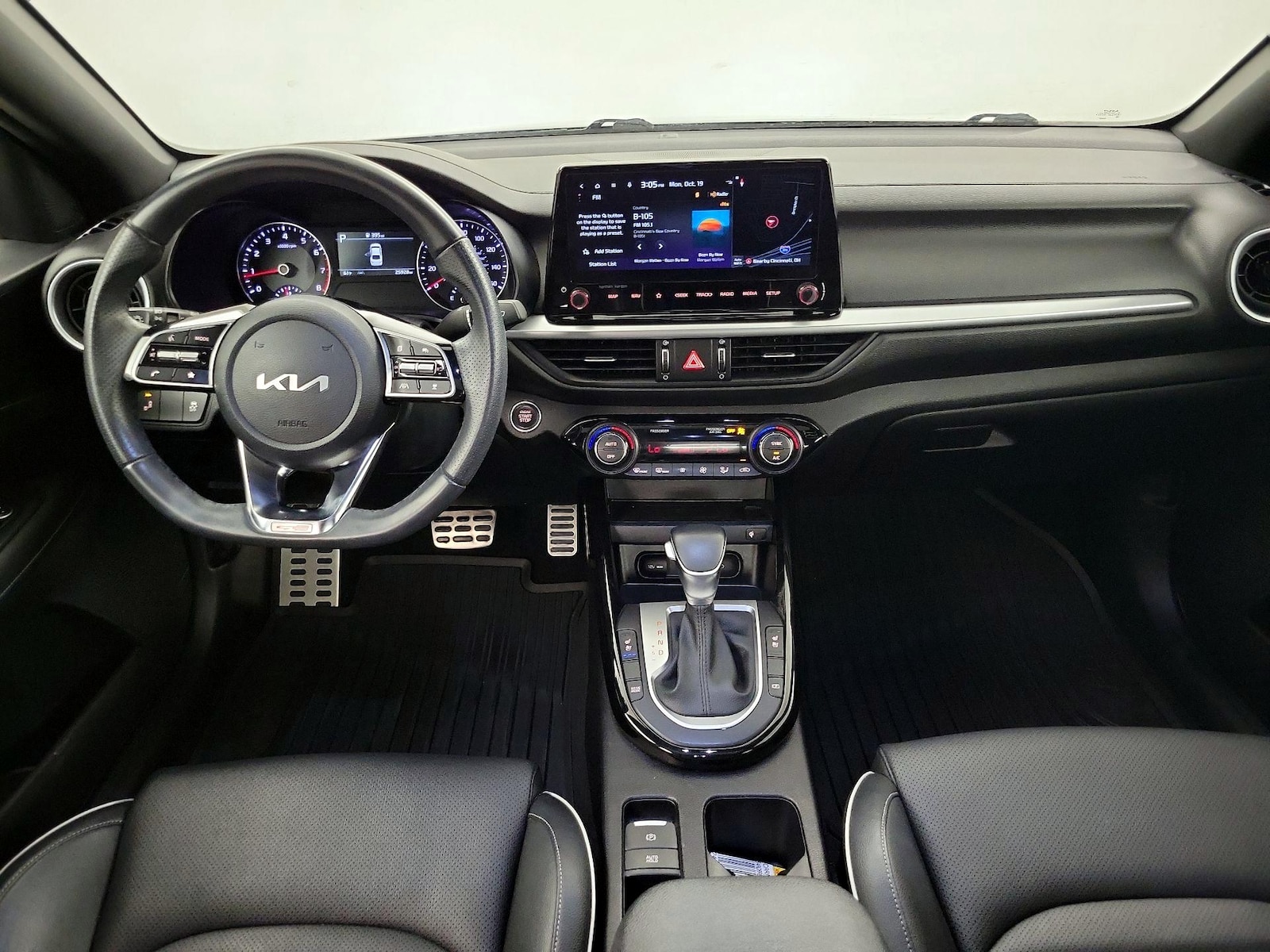 Apple CarPlay® & Android Auto™