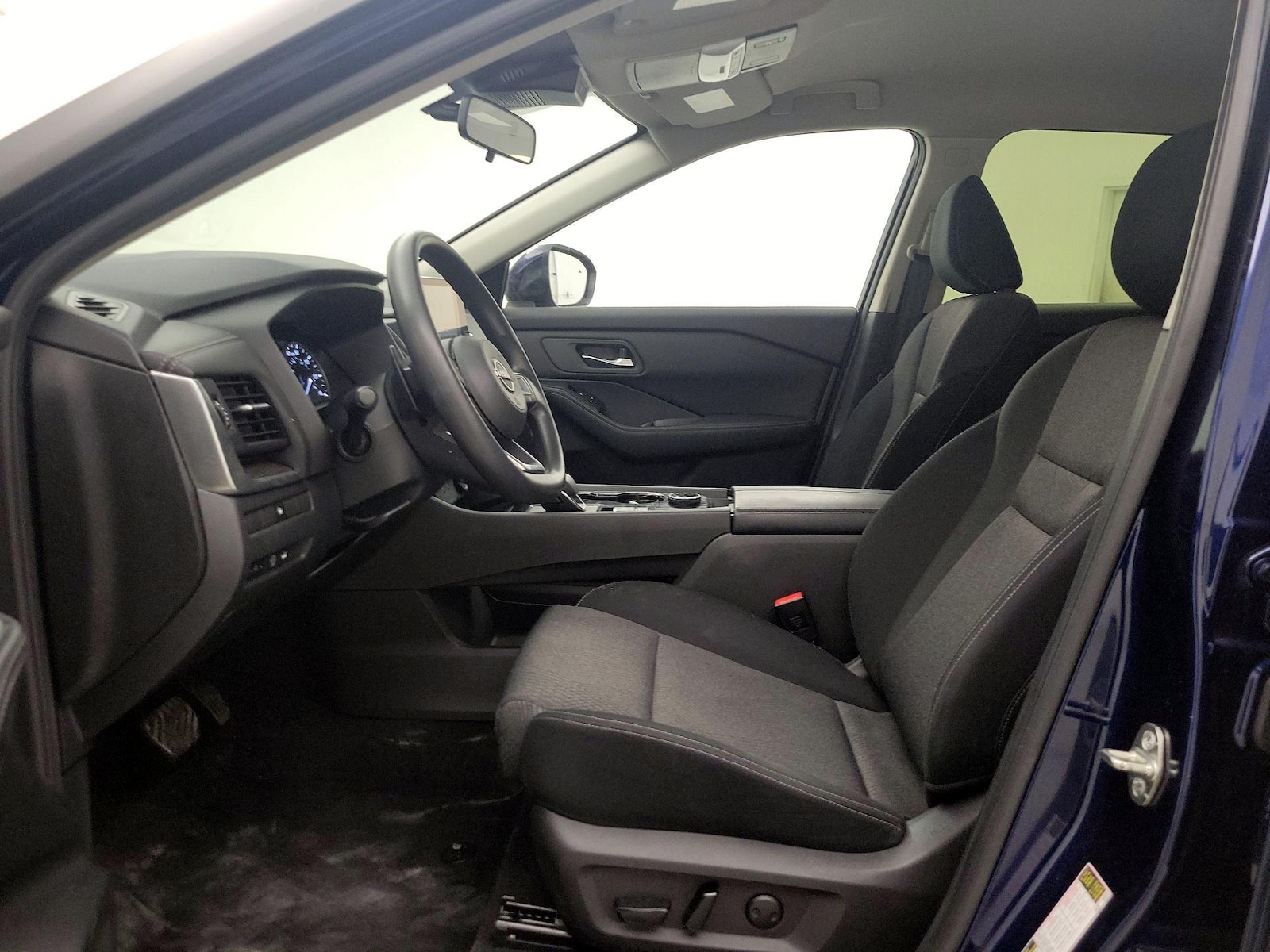 Power Seat(s) & Side Airbags