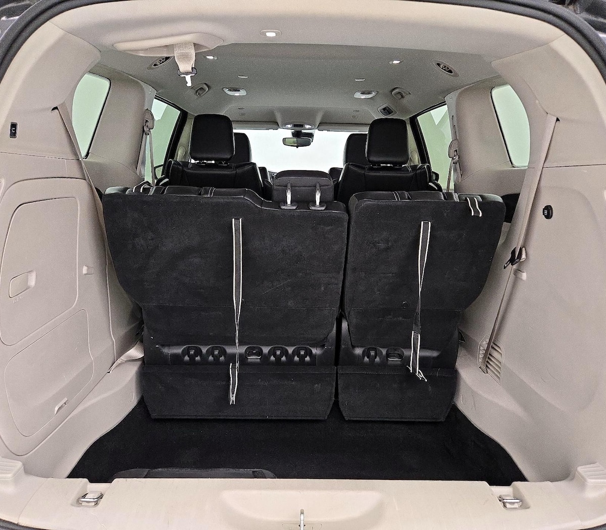 Trunk/Cargo (Seats Up)