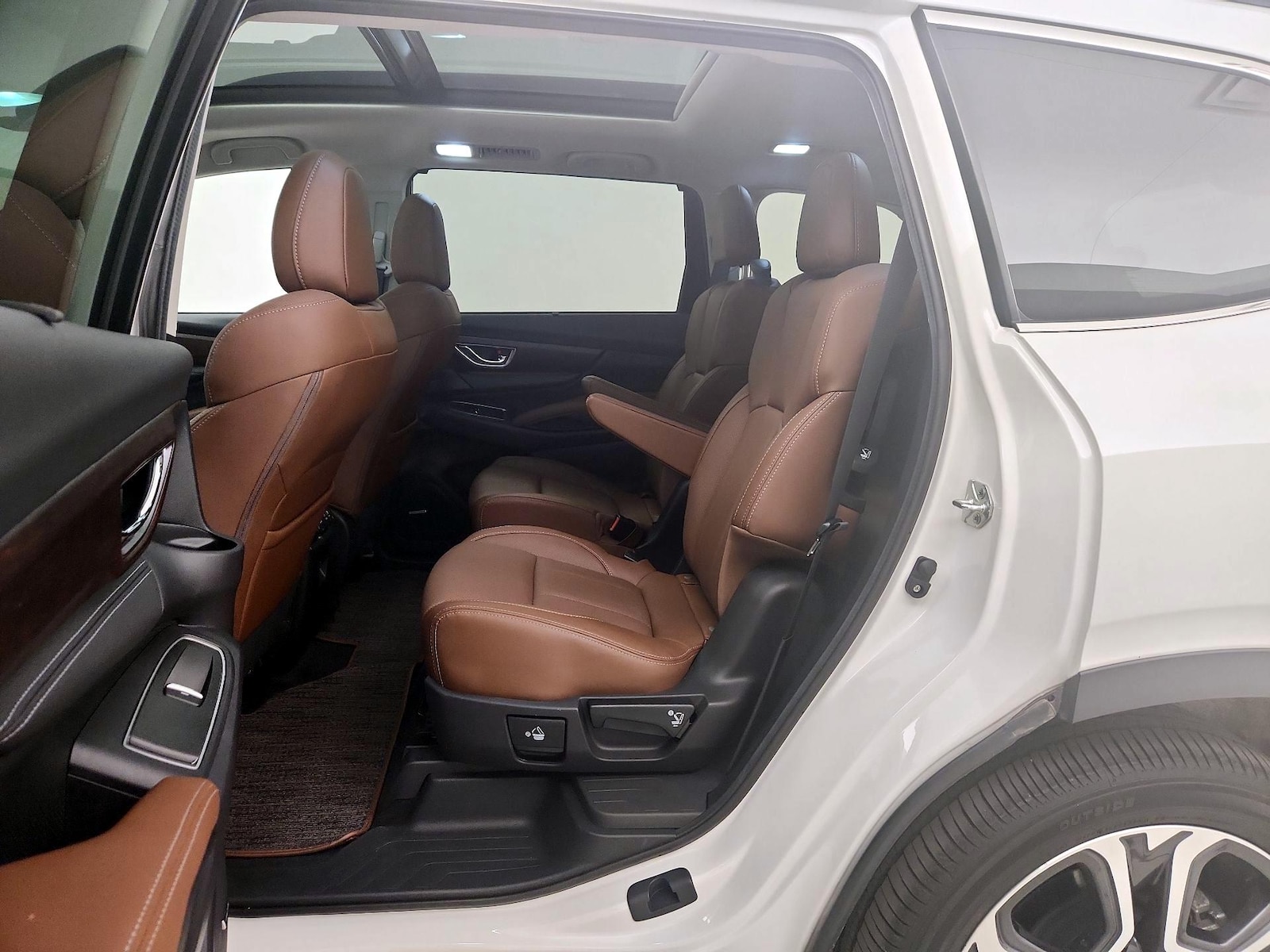 Rear Air Conditioning