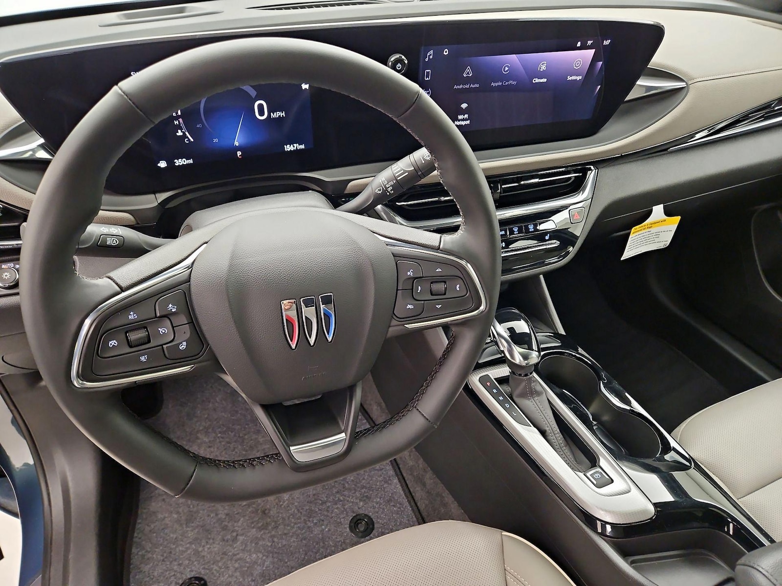 Apple CarPlay® & Android Auto™